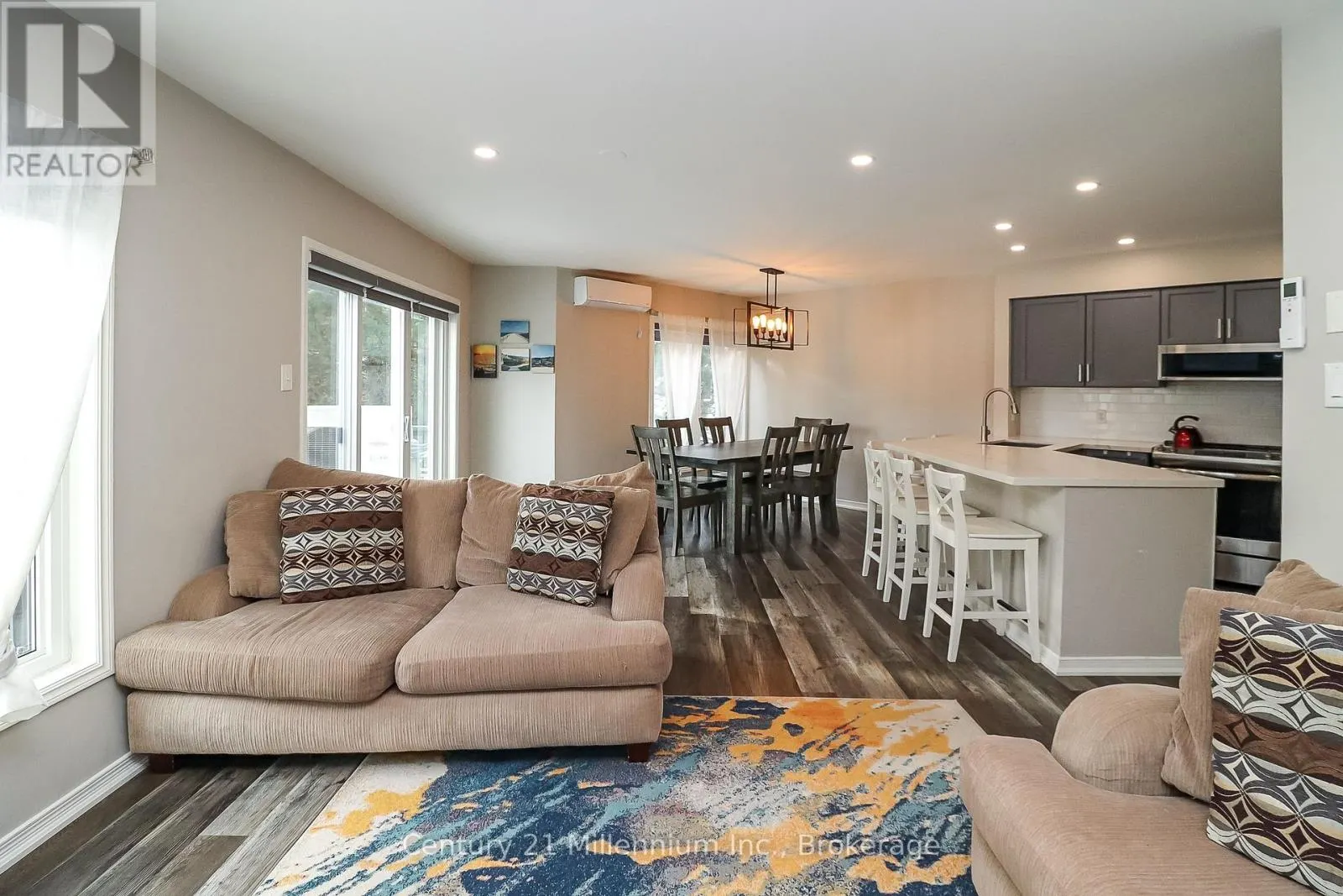 12 - 360 MARINERS WAY, #12