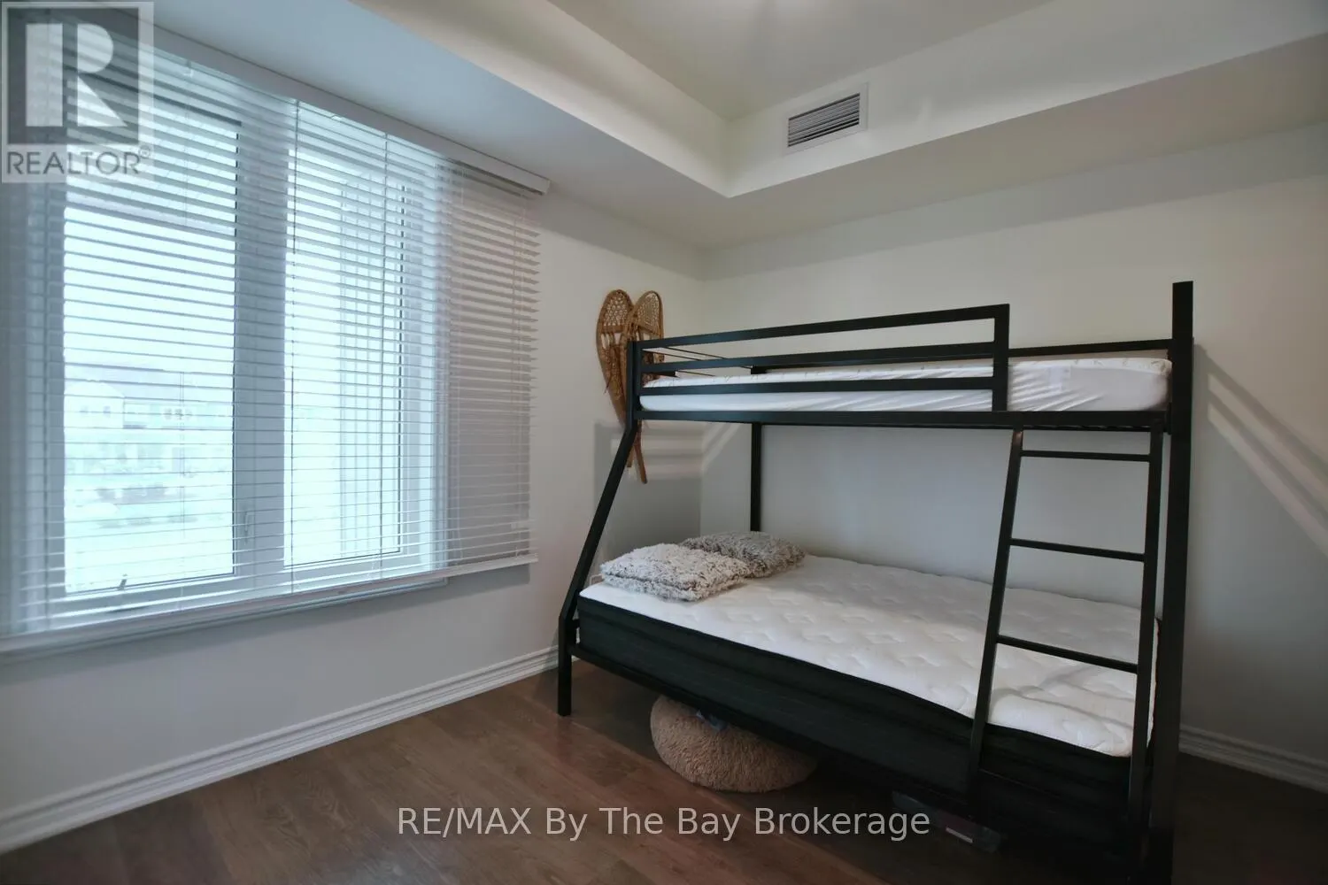 206 - 17 SPOONER CRESCENT, #206