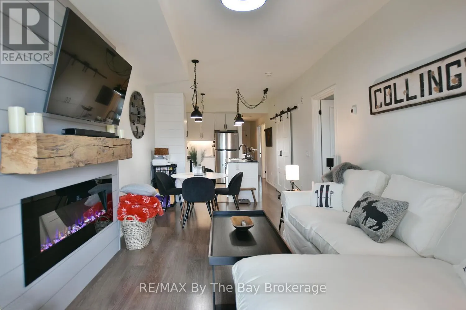 206 - 17 SPOONER CRESCENT, #206