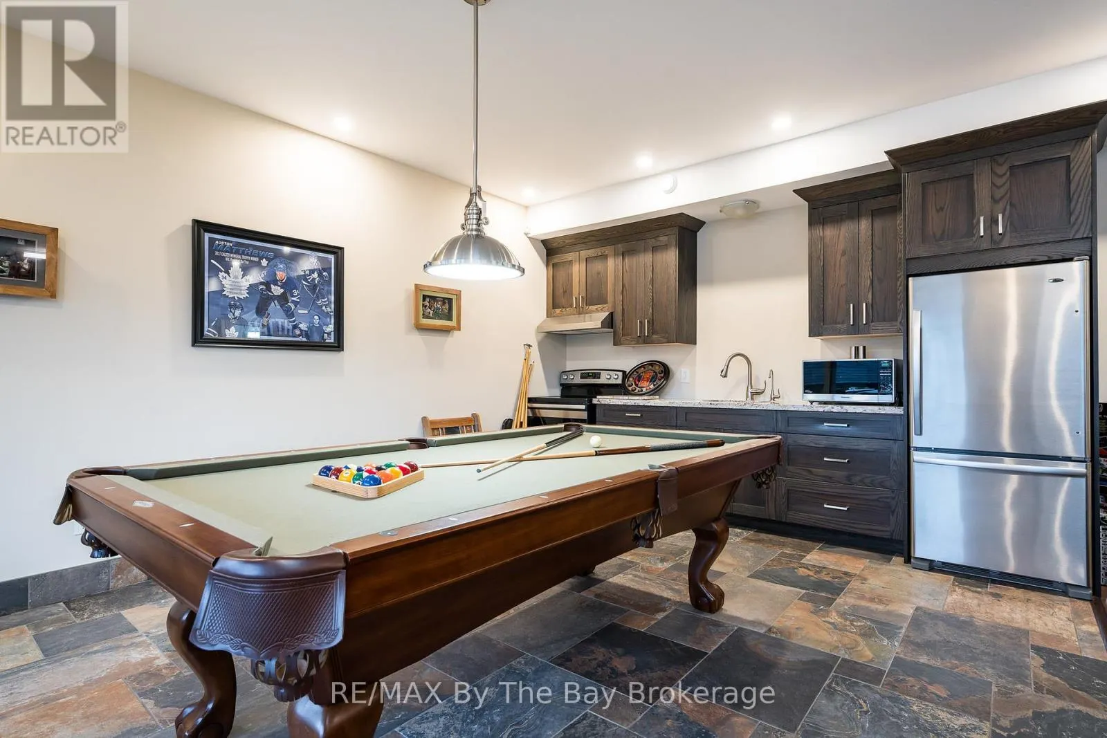 18 EDGEWATER ROAD