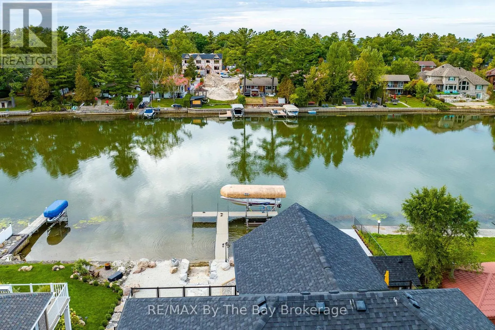18 EDGEWATER ROAD