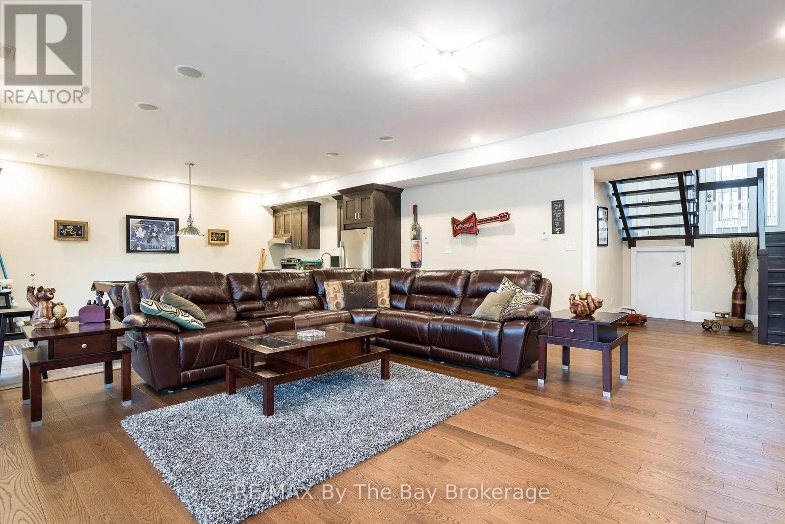 18 EDGEWATER ROAD