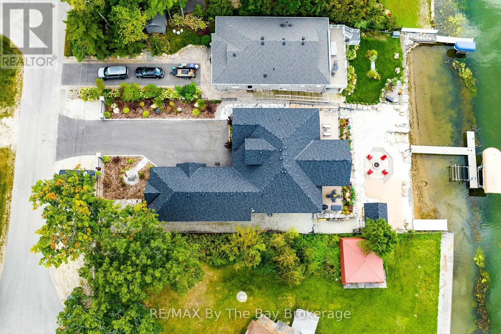 18 EDGEWATER ROAD