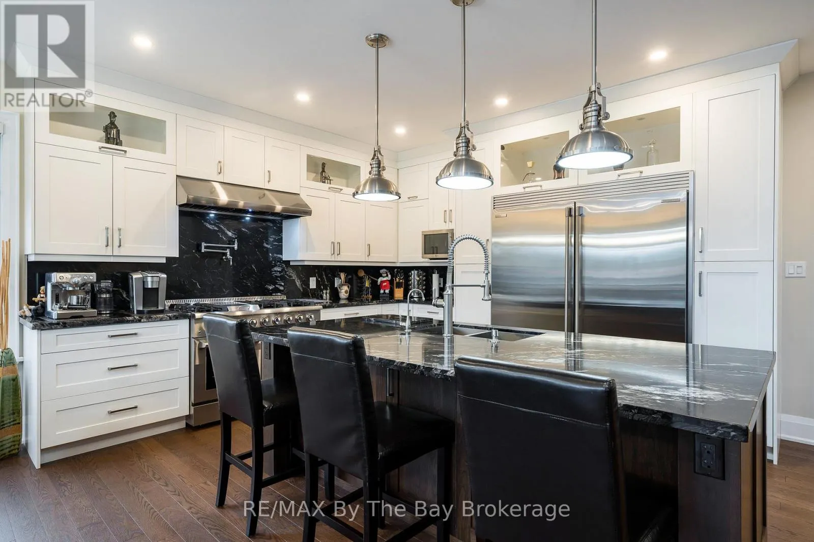 18 EDGEWATER ROAD