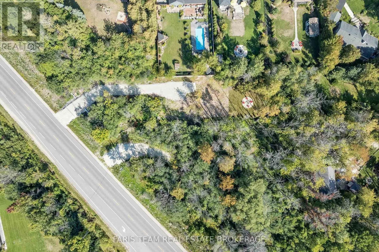9746 BEACHWOOD ROAD