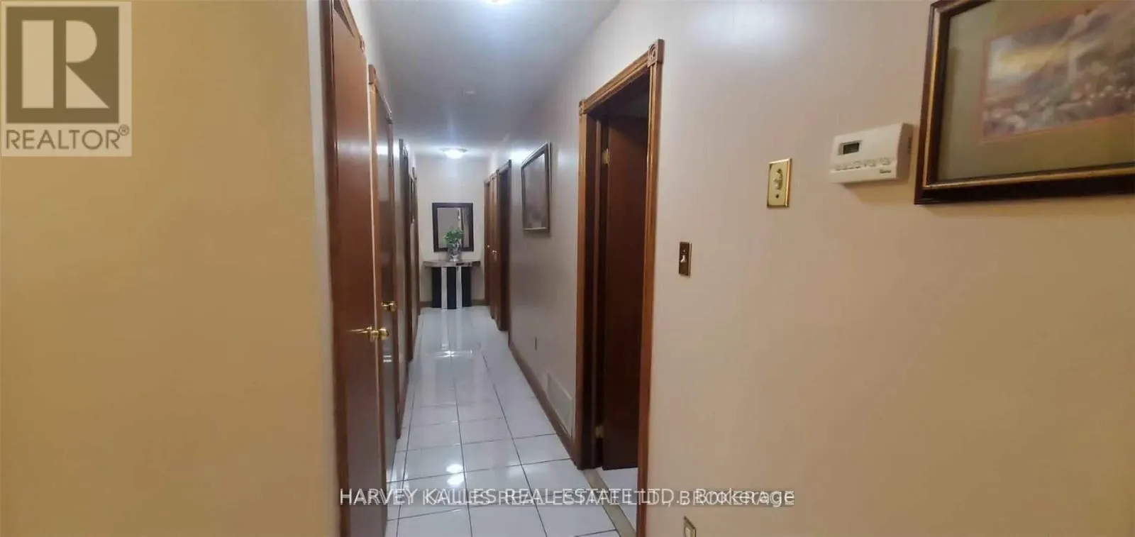 11 TWIN PINES DRIVE