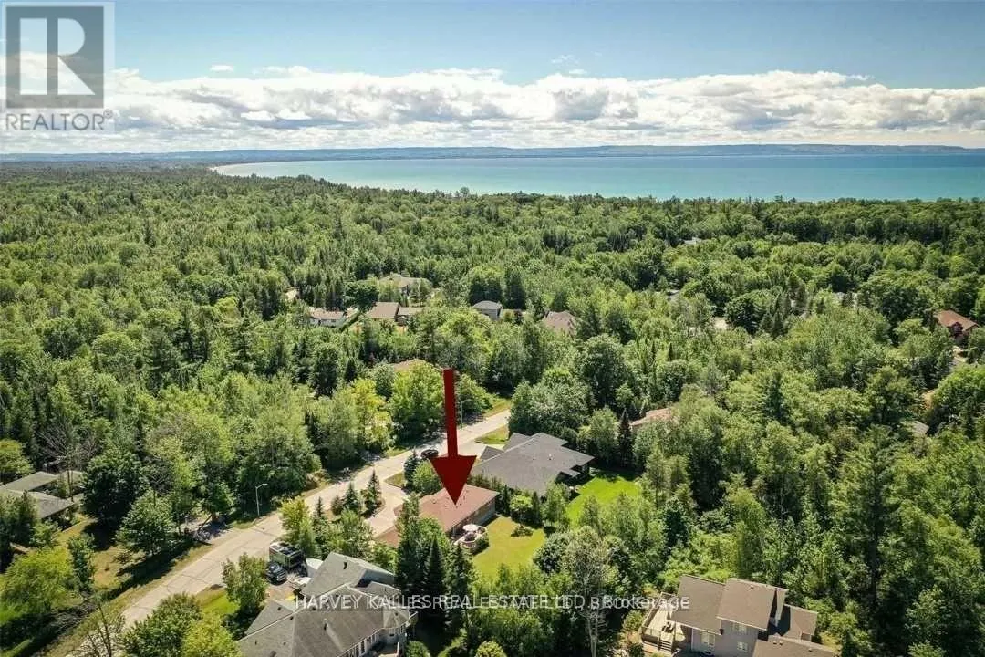 11 TWIN PINES DRIVE