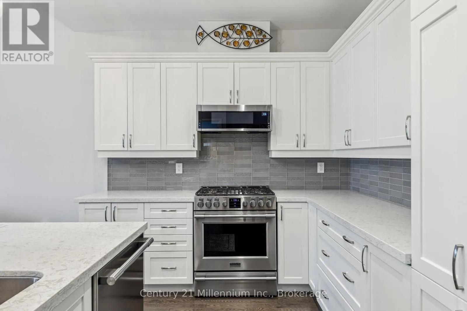 74 KARI CRESCENT