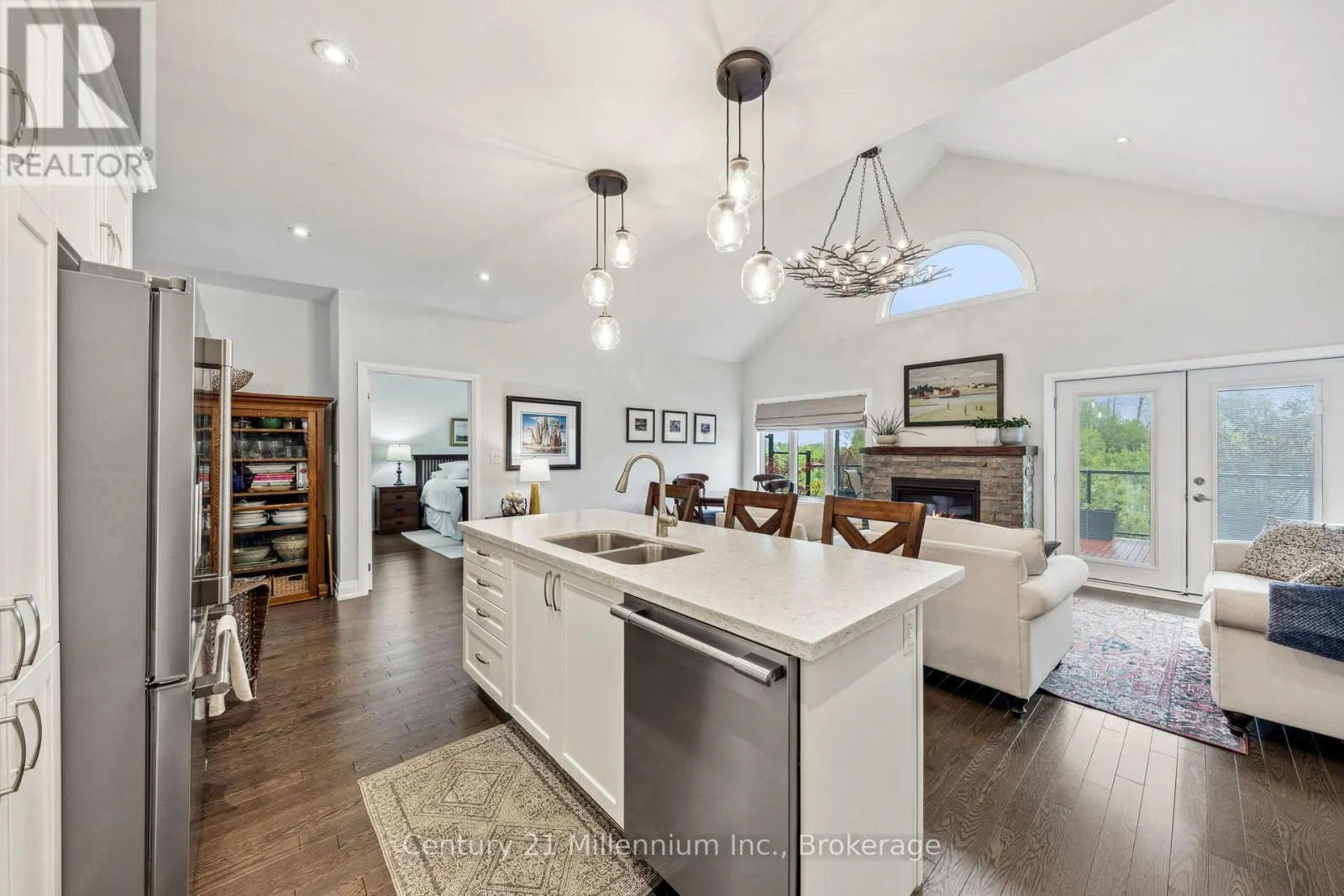 74 KARI CRESCENT