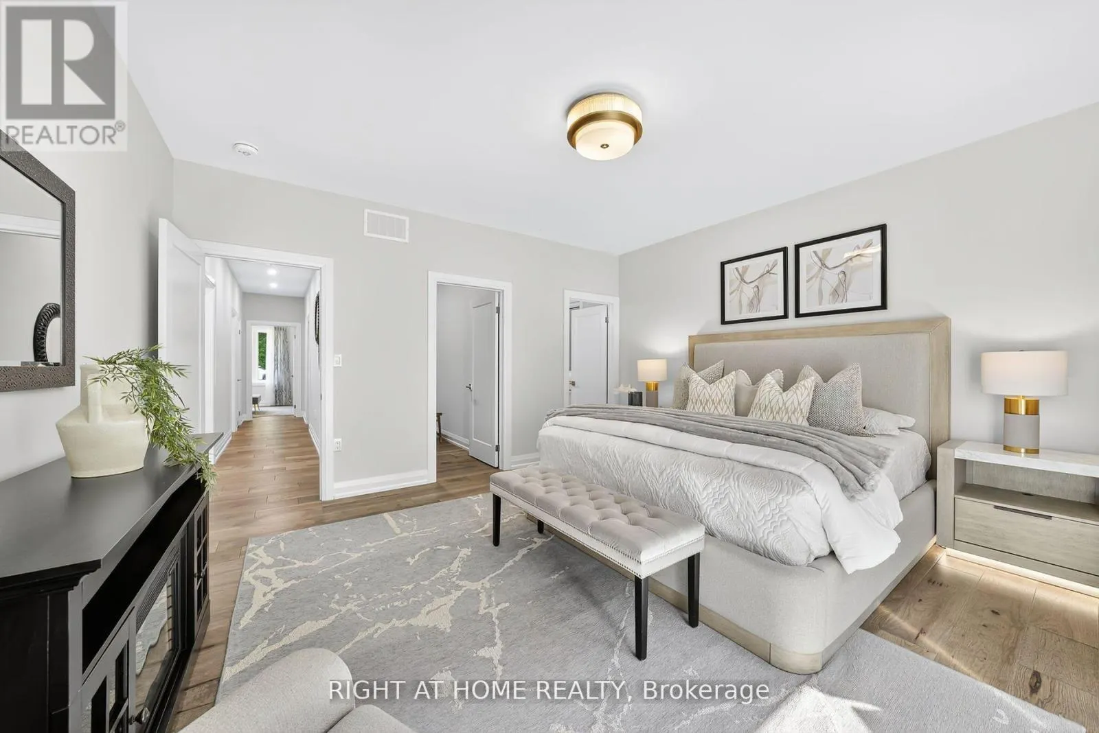 9 FAIRLAWN GROVE
