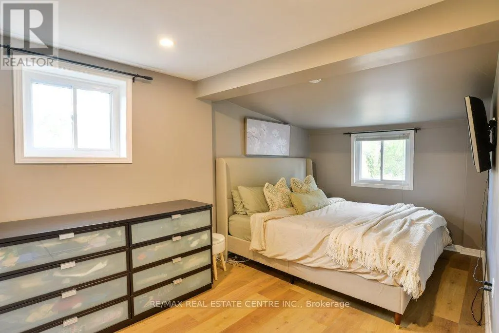 349 BARRIE ROAD