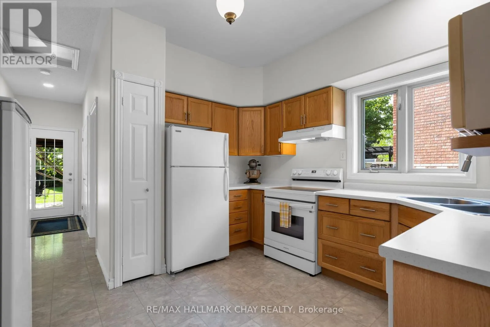 9 CRIMSON RIDGE ROAD