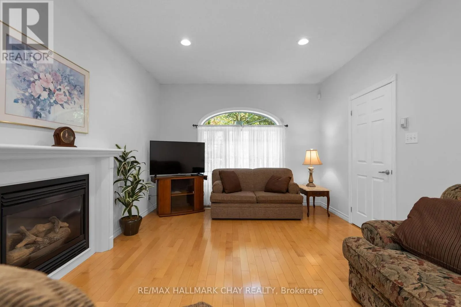 9 CRIMSON RIDGE ROAD