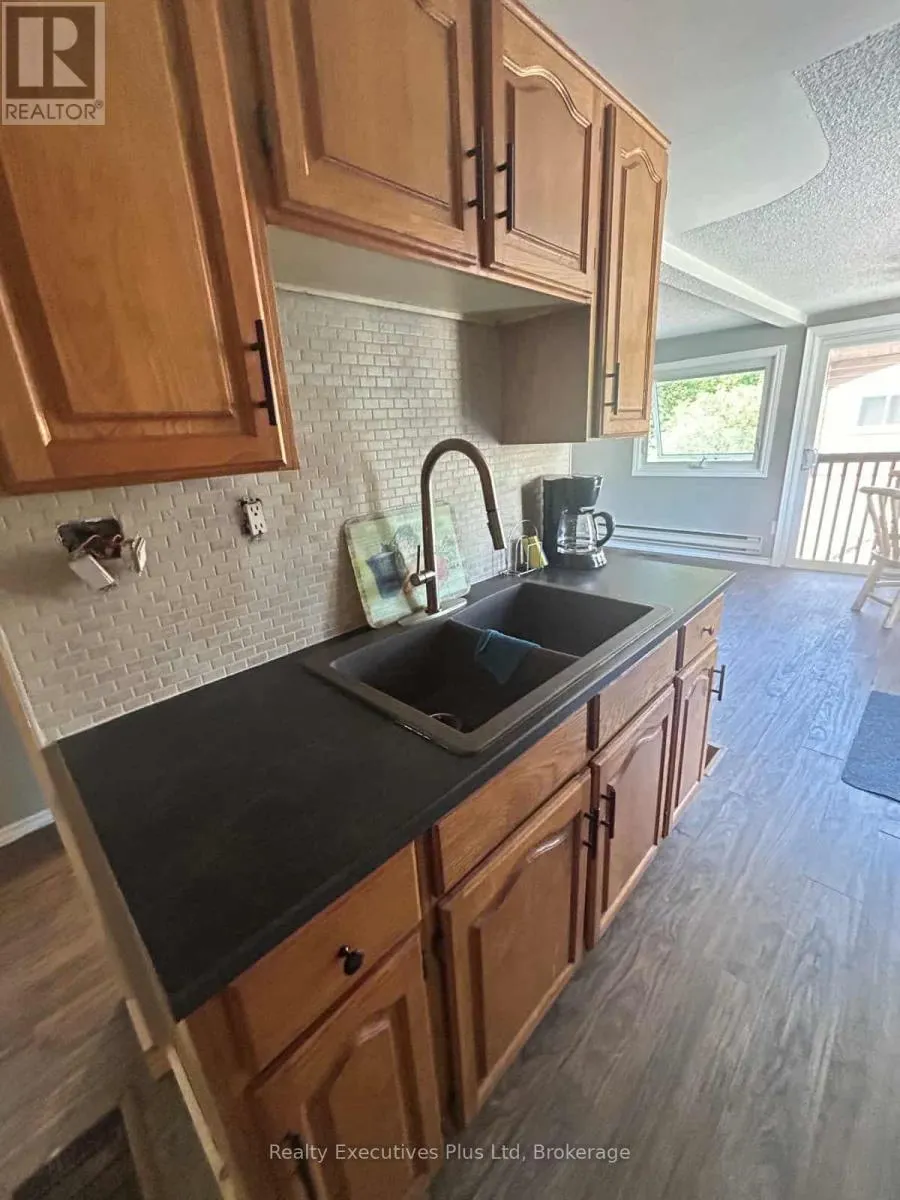 2 - 362 BALM BEACH RD W UNIT #1 ROAD N, #2