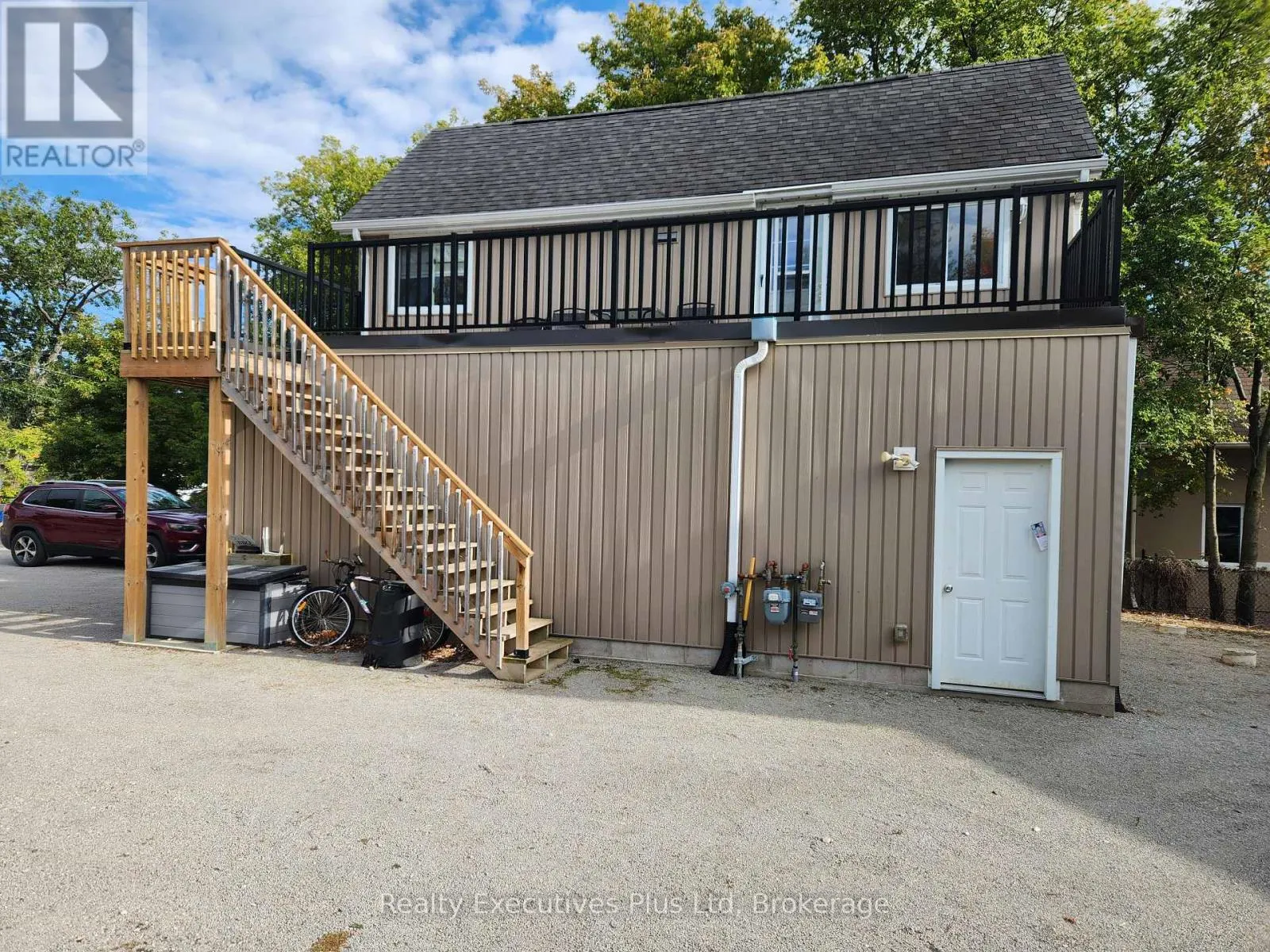 2 - 362 BALM BEACH RD W UNIT #1 ROAD N, #2