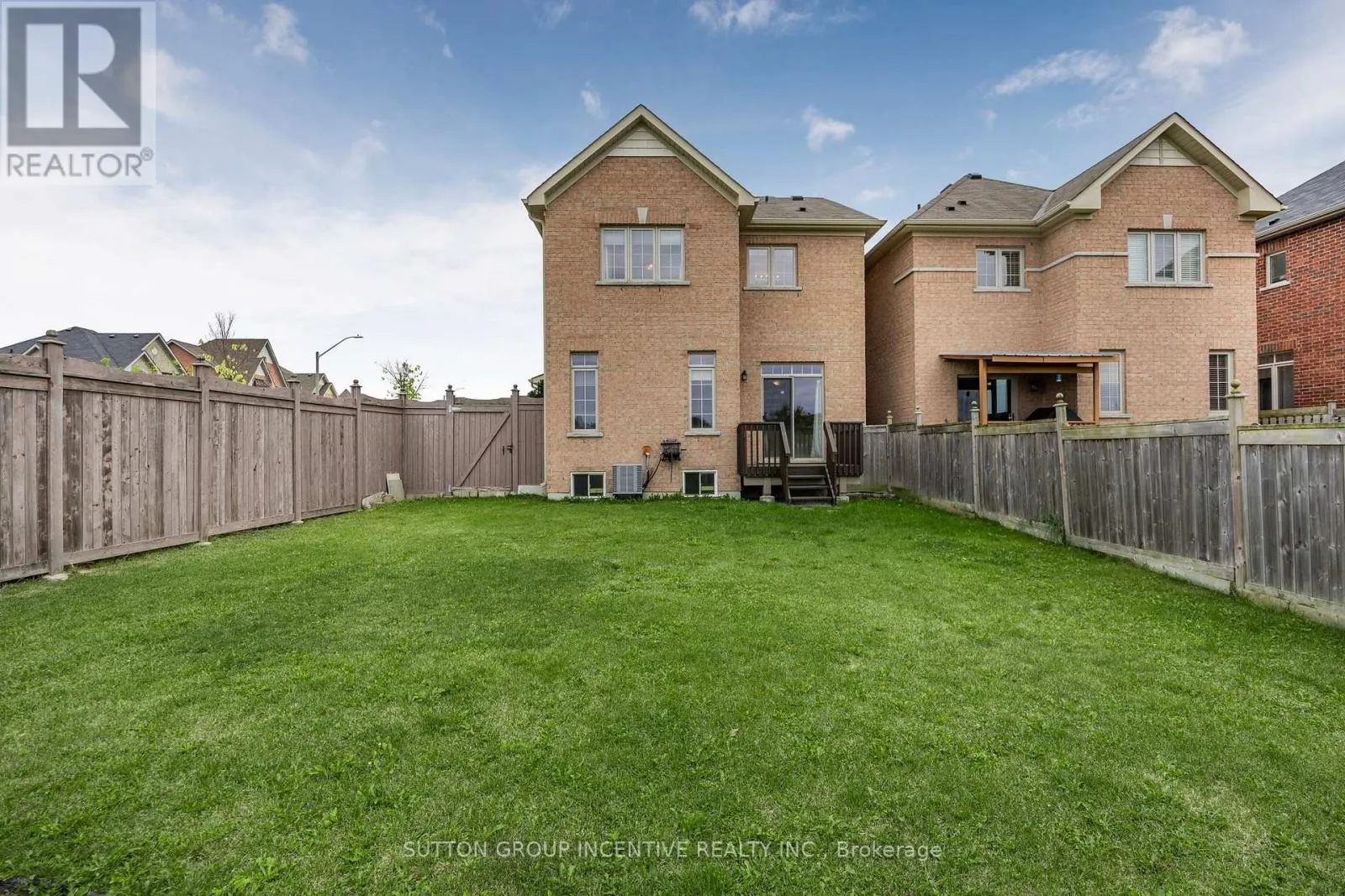 76 FORSYTH CRESCENT