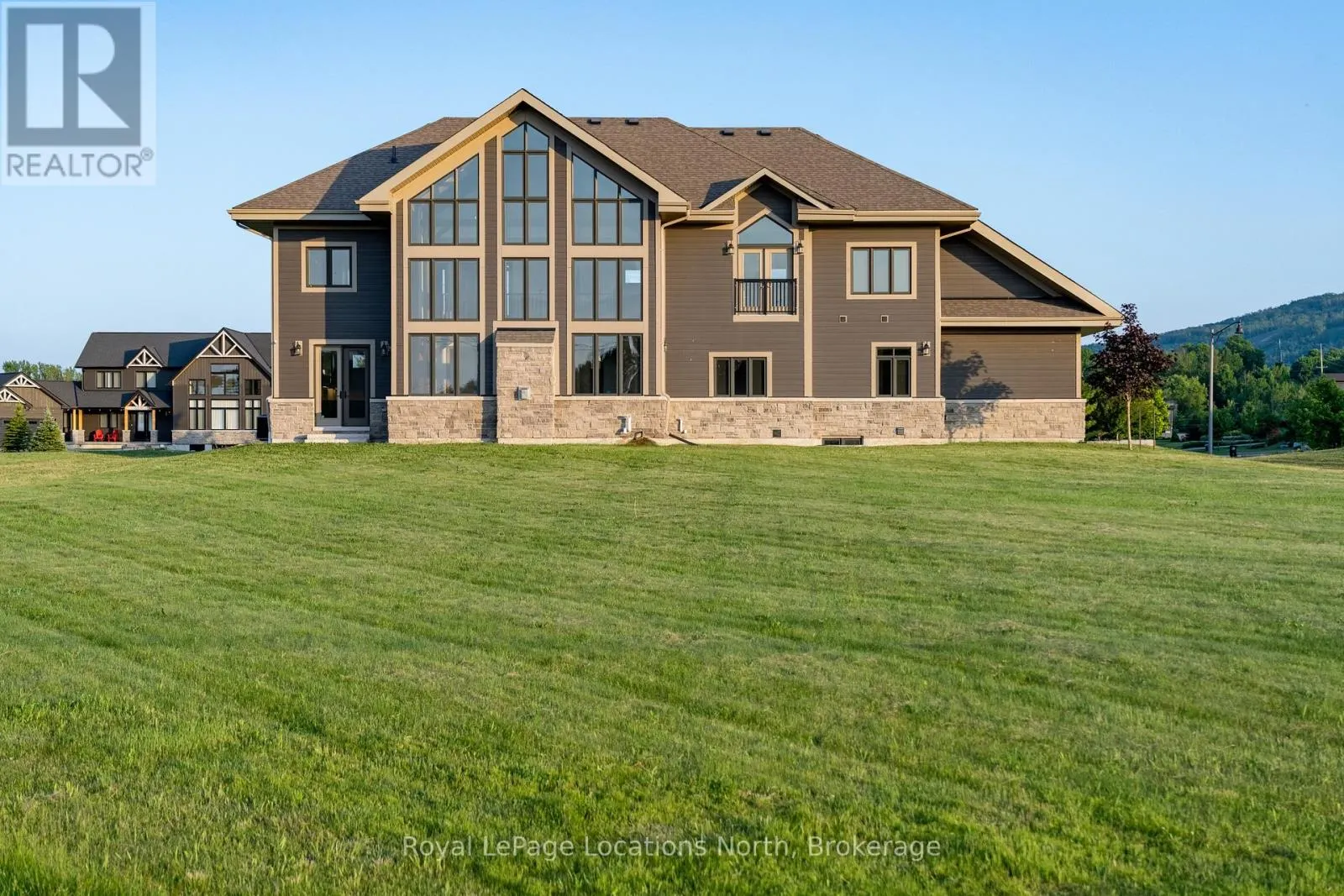 11 WINDROSE VALLEY BOULEVARD