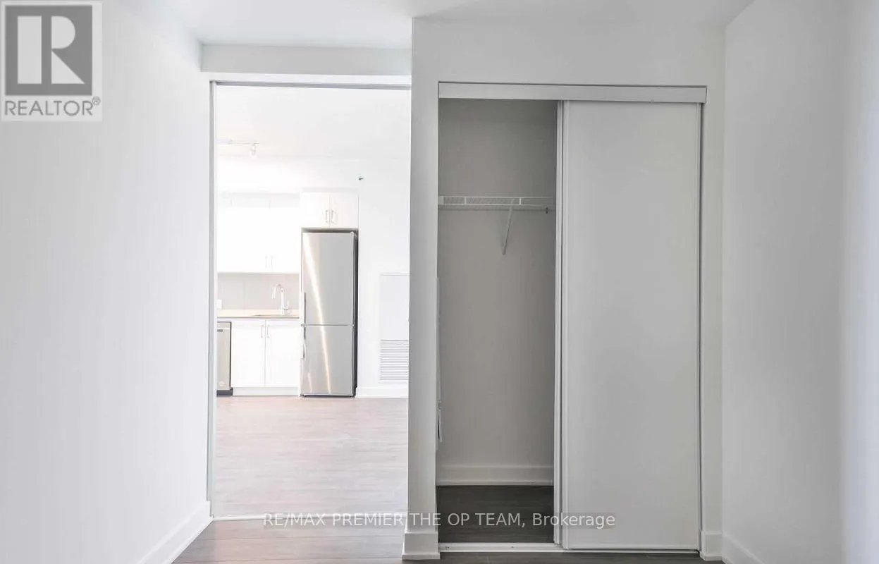 416 - 681 YONGE STREET