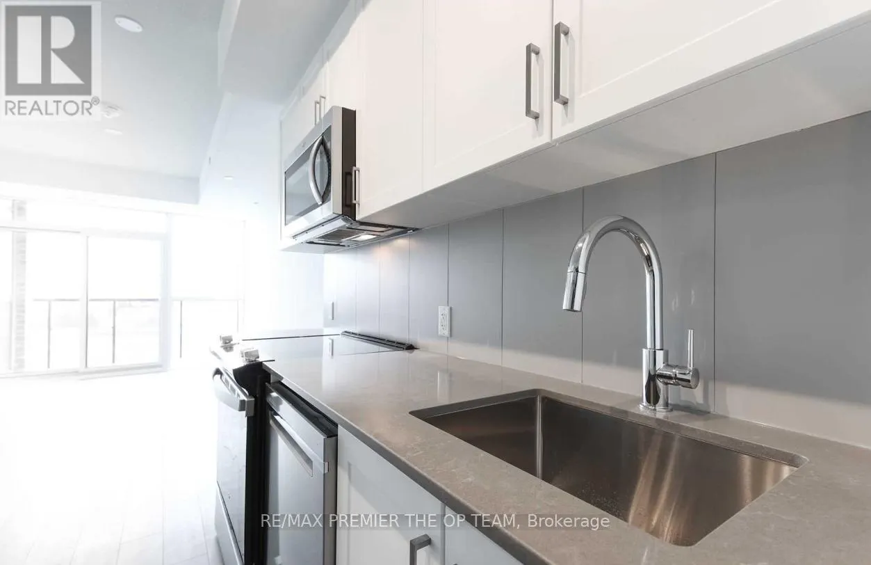 416 - 681 YONGE STREET