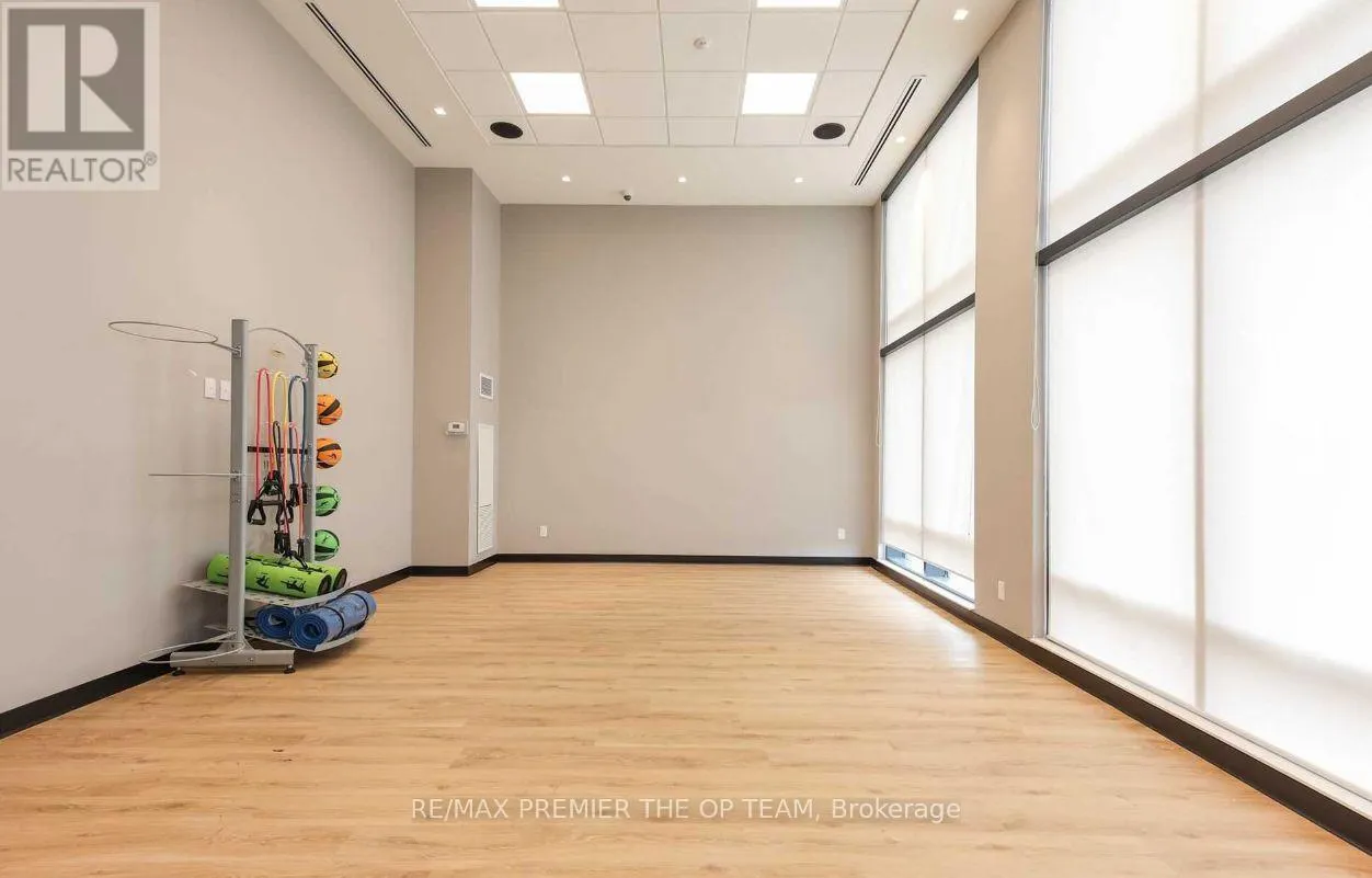 416 - 681 YONGE STREET
