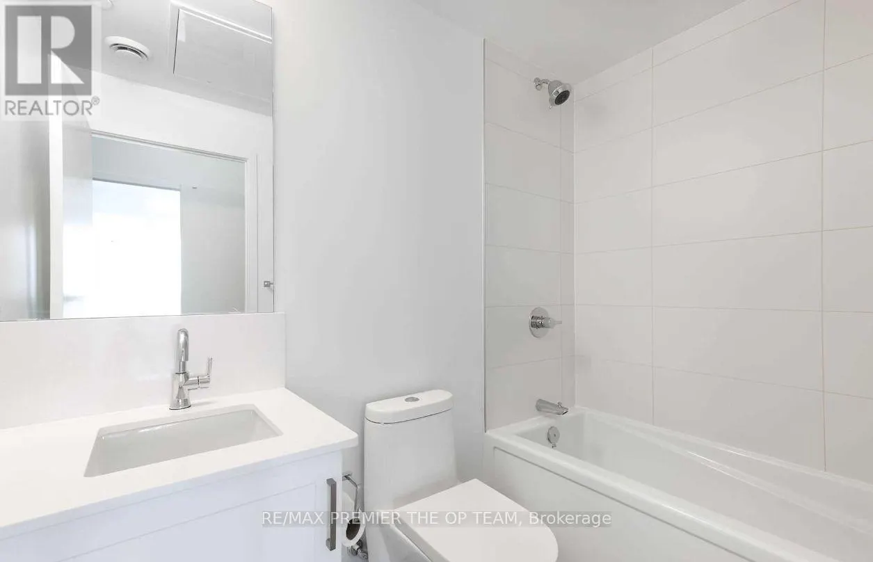 416 - 681 YONGE STREET