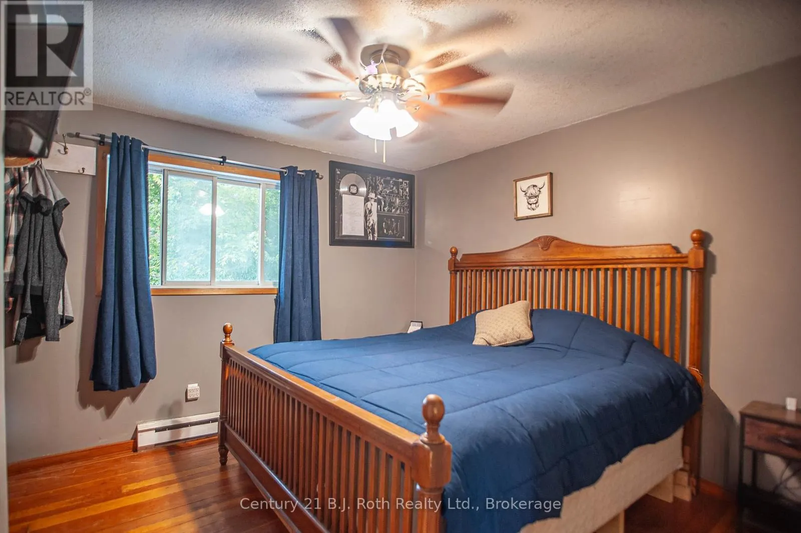 18 MUNDY AVENUE