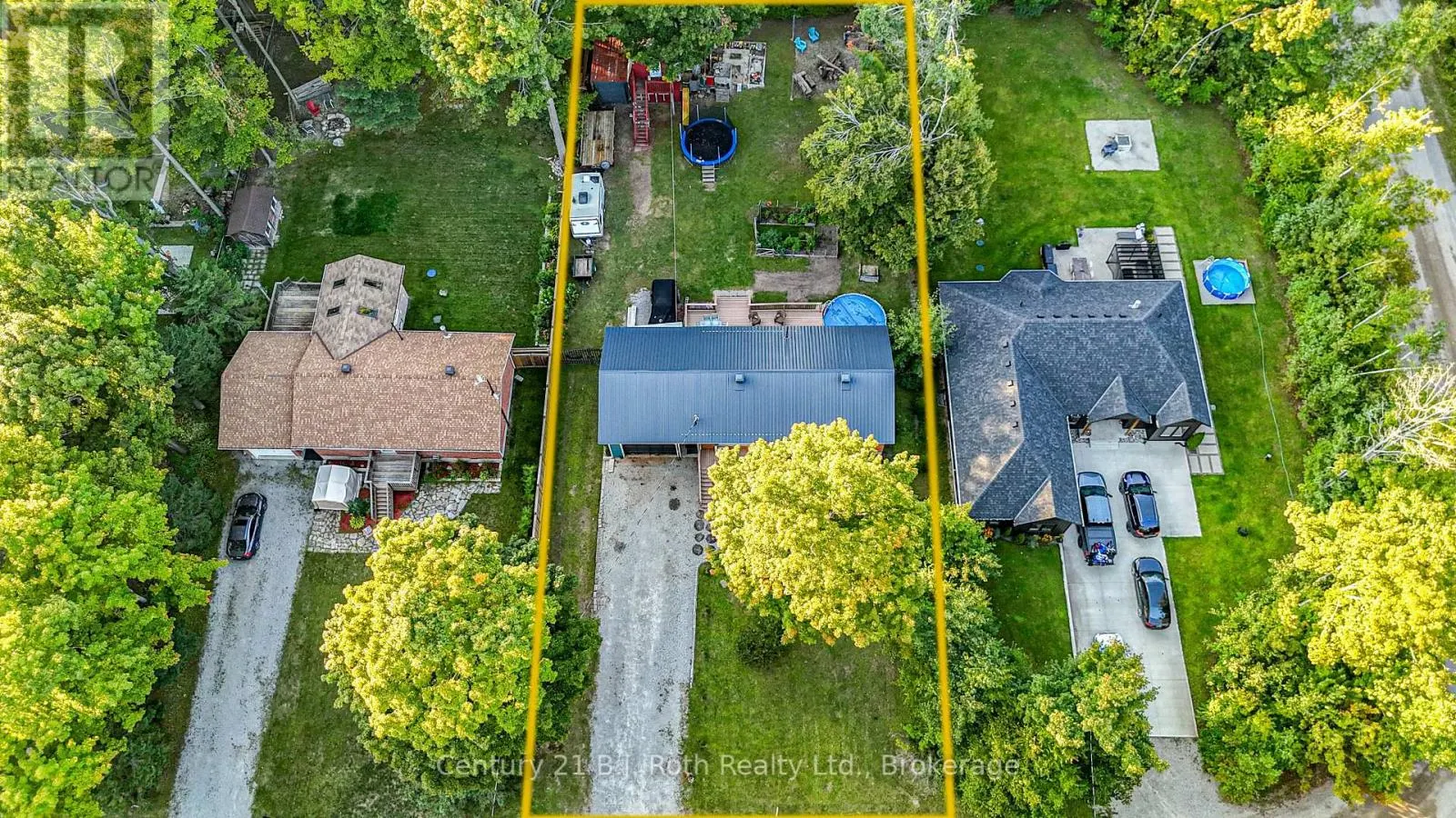 18 MUNDY AVENUE