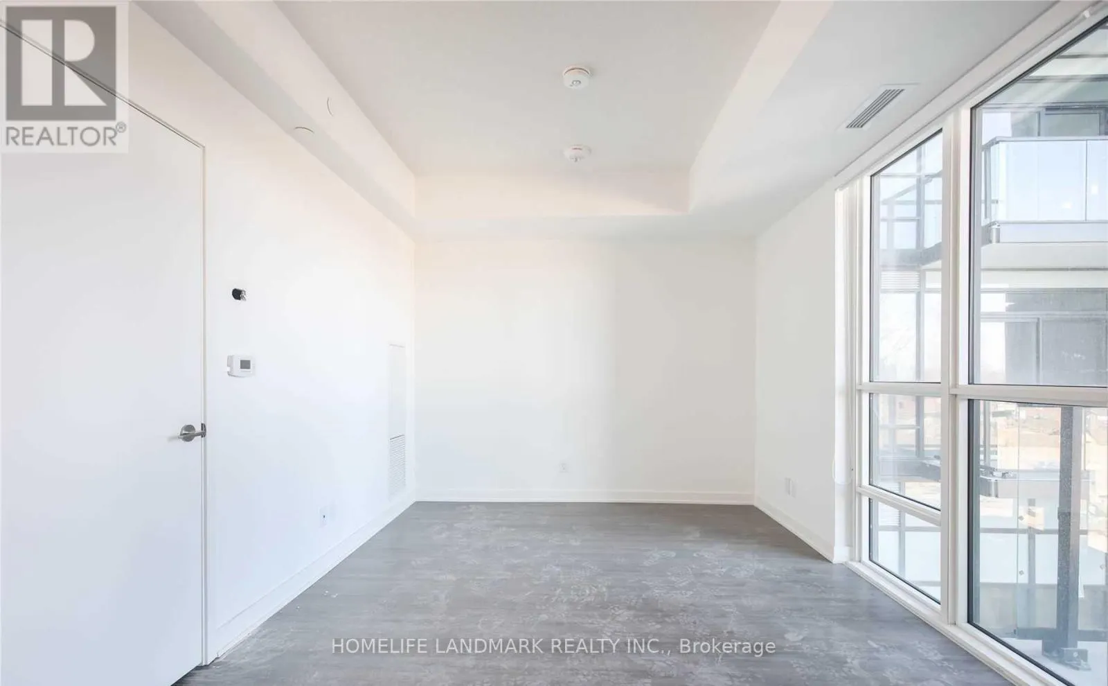 201 - 681 YONGE ST STREET N