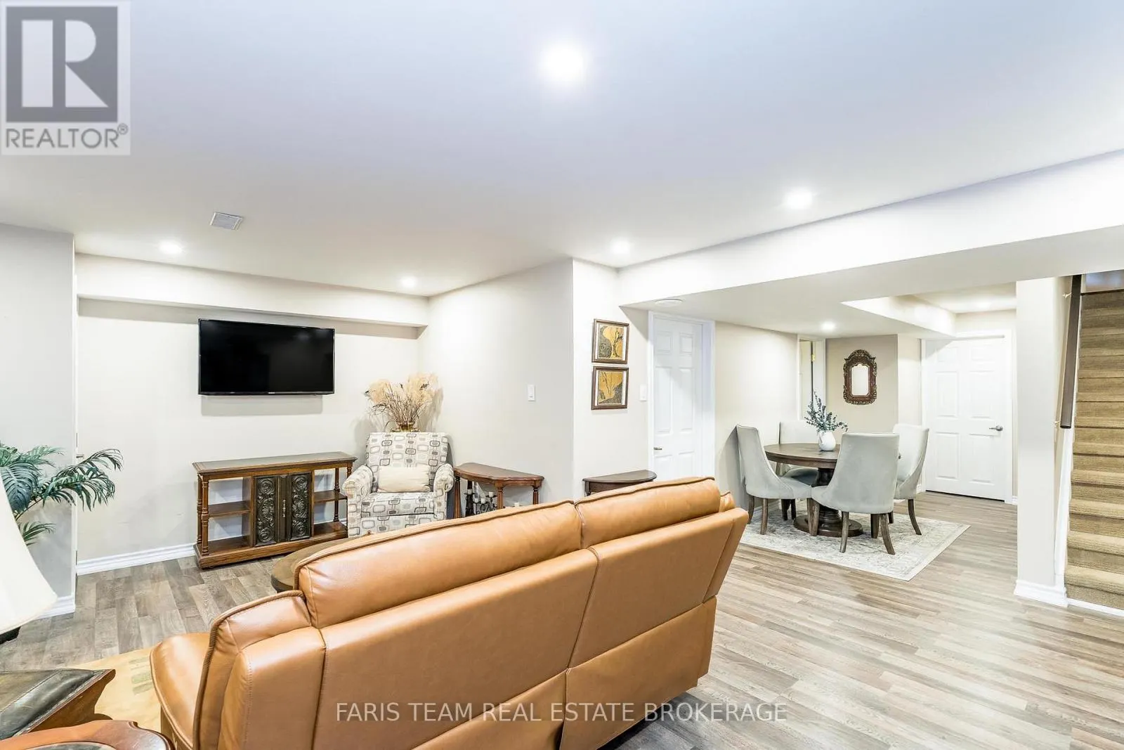 192 WYCLIFFE COVE