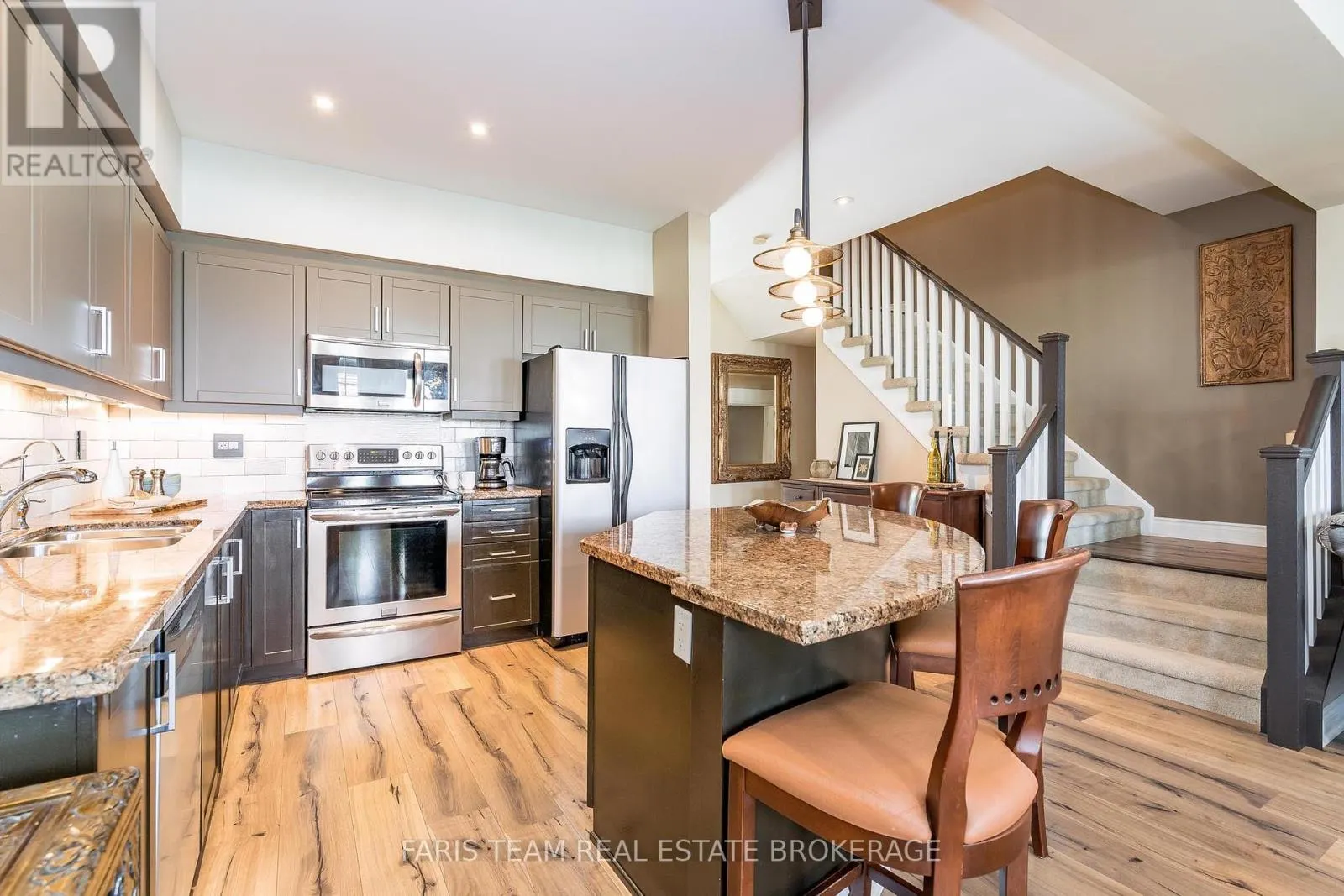 192 WYCLIFFE COVE