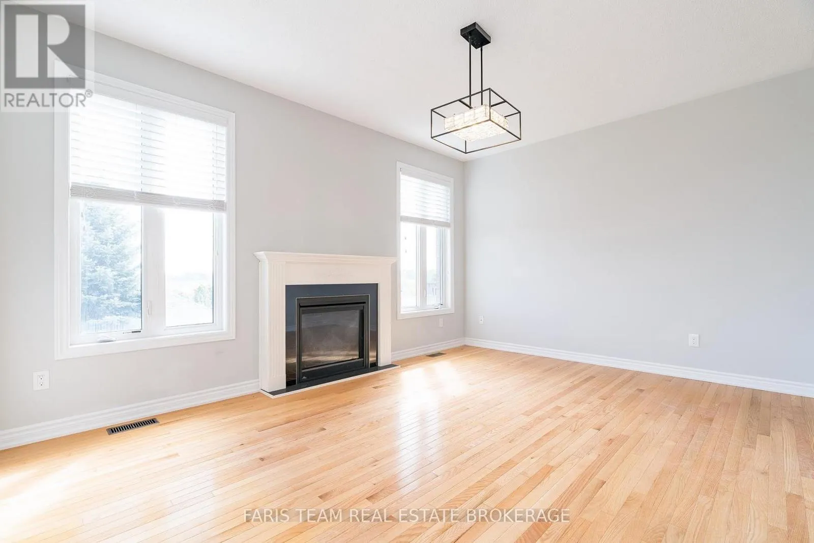3137 EMPEROR DRIVE