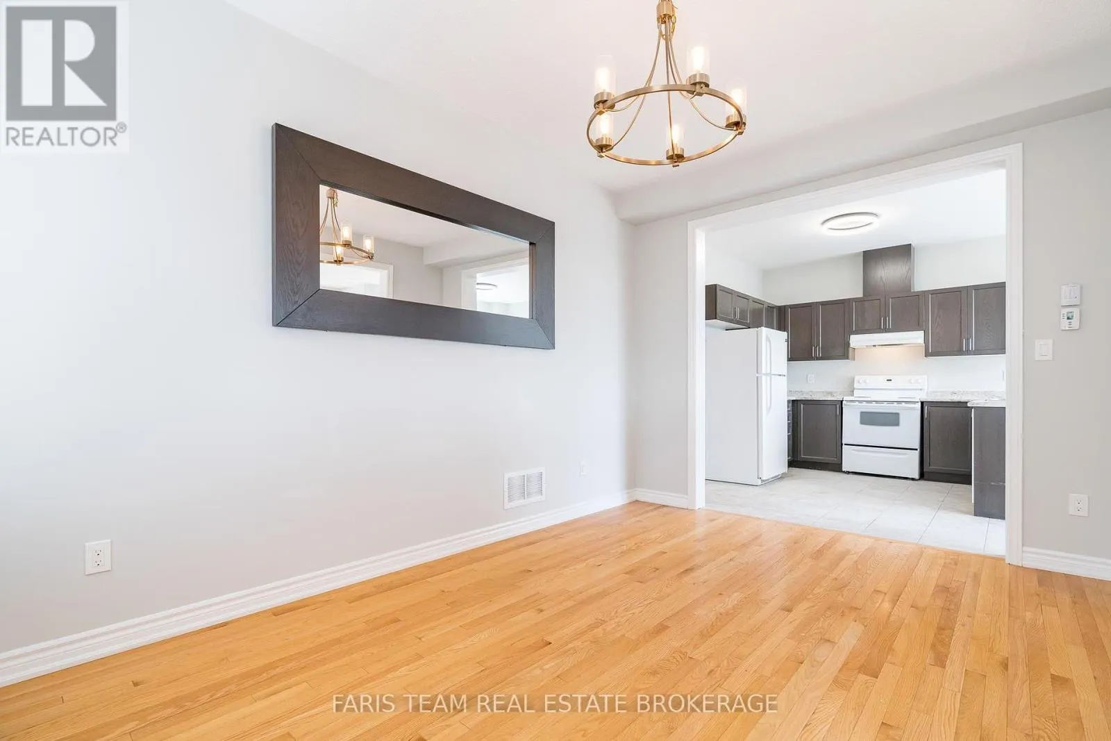 3137 EMPEROR DRIVE