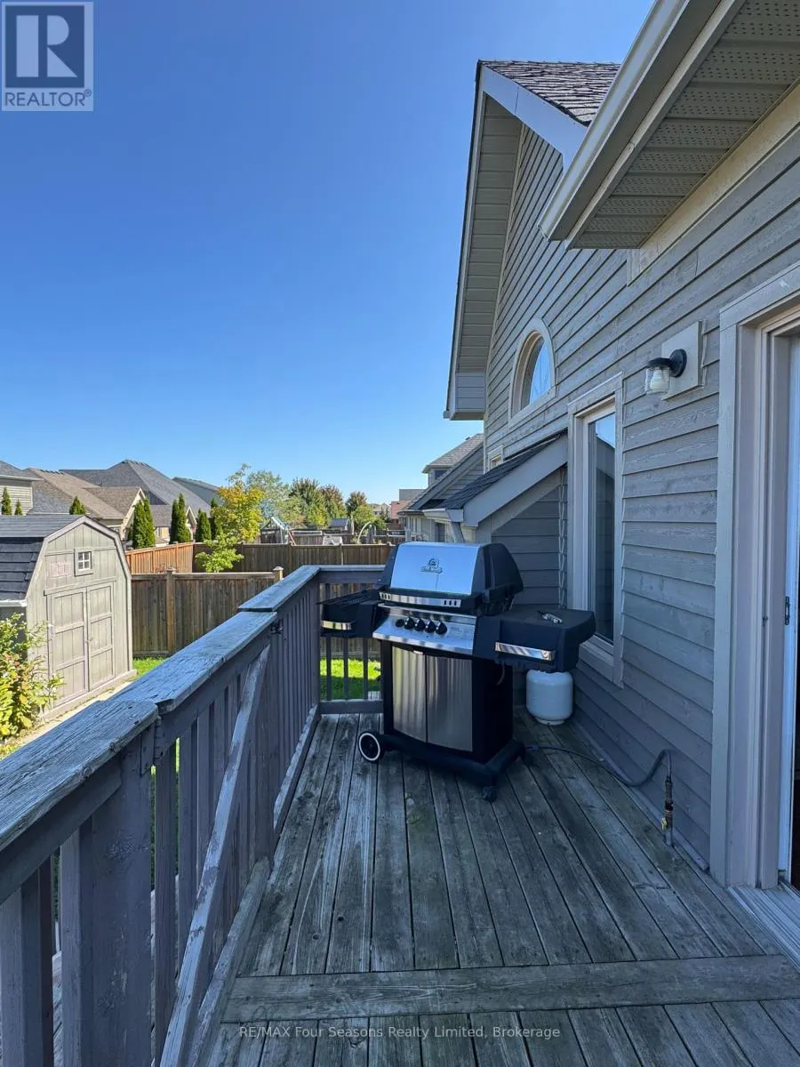 UPPER - 21 COOPER STREET, #UPPER