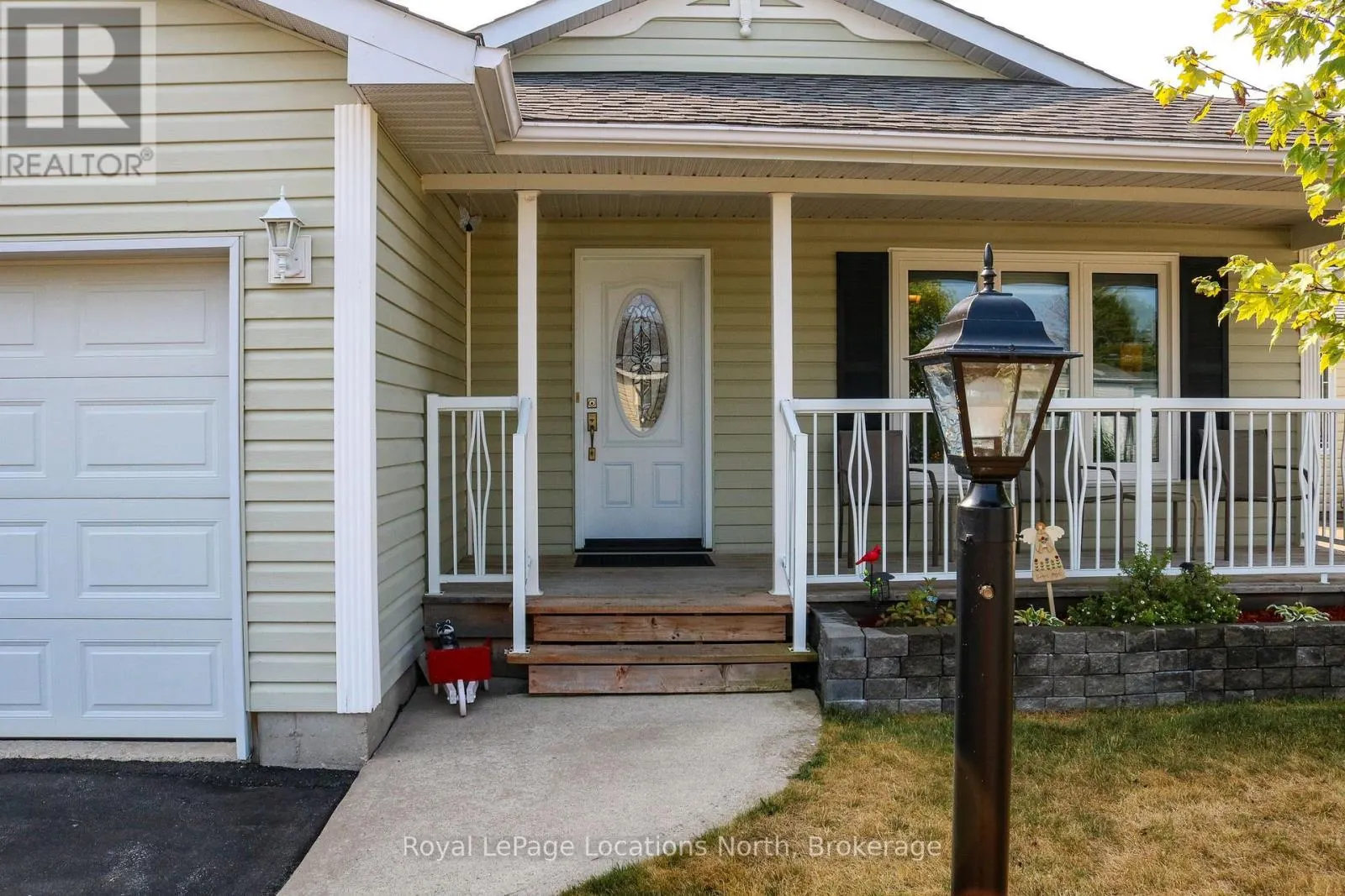 20 ILLINOIS CRESCENT