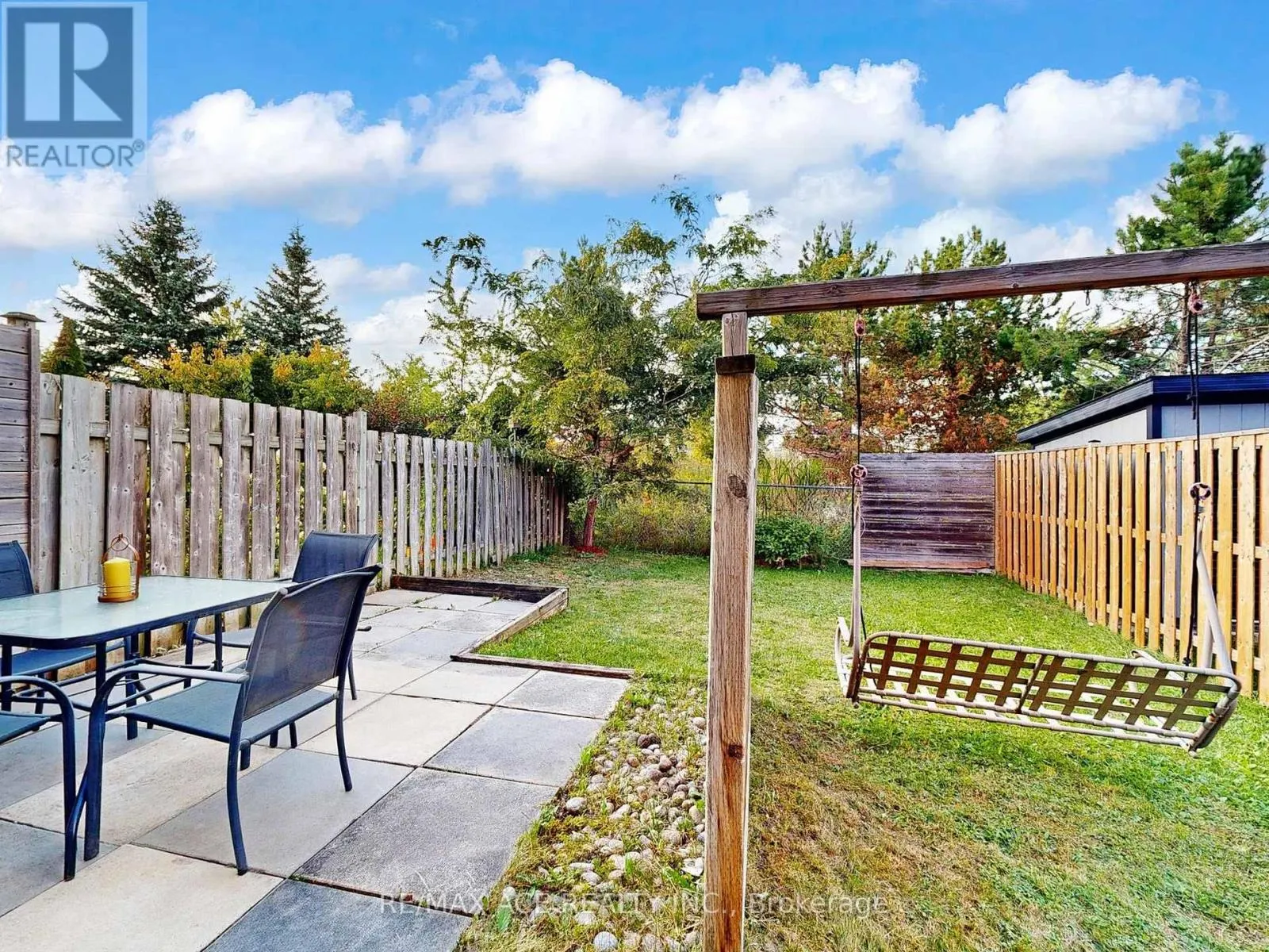 40 GADWALL AVENUE