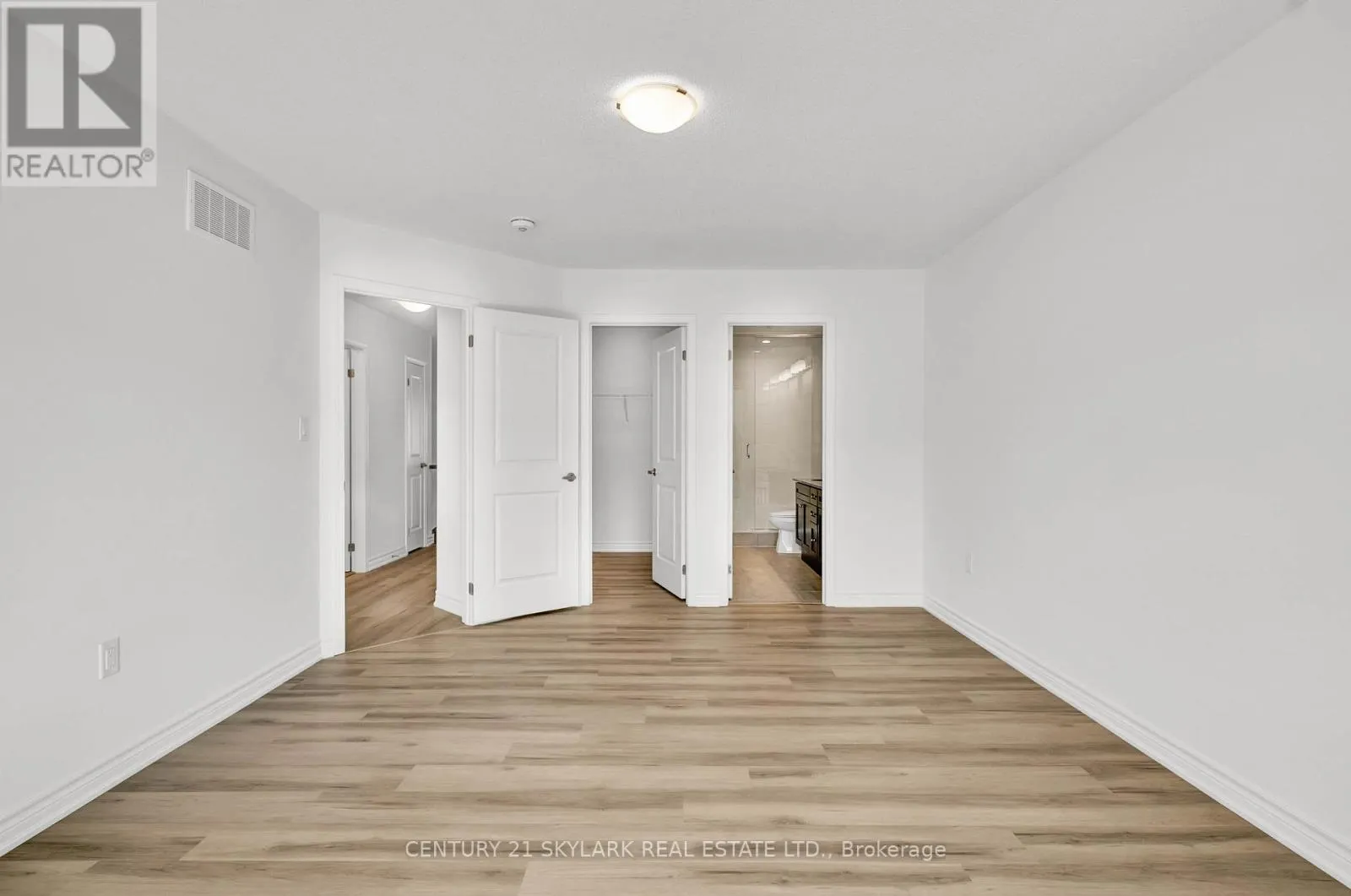 13 VINEWOOD CRESCENT