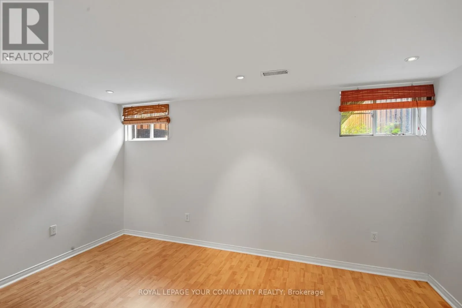 431 FERNDALE DRIVE S
