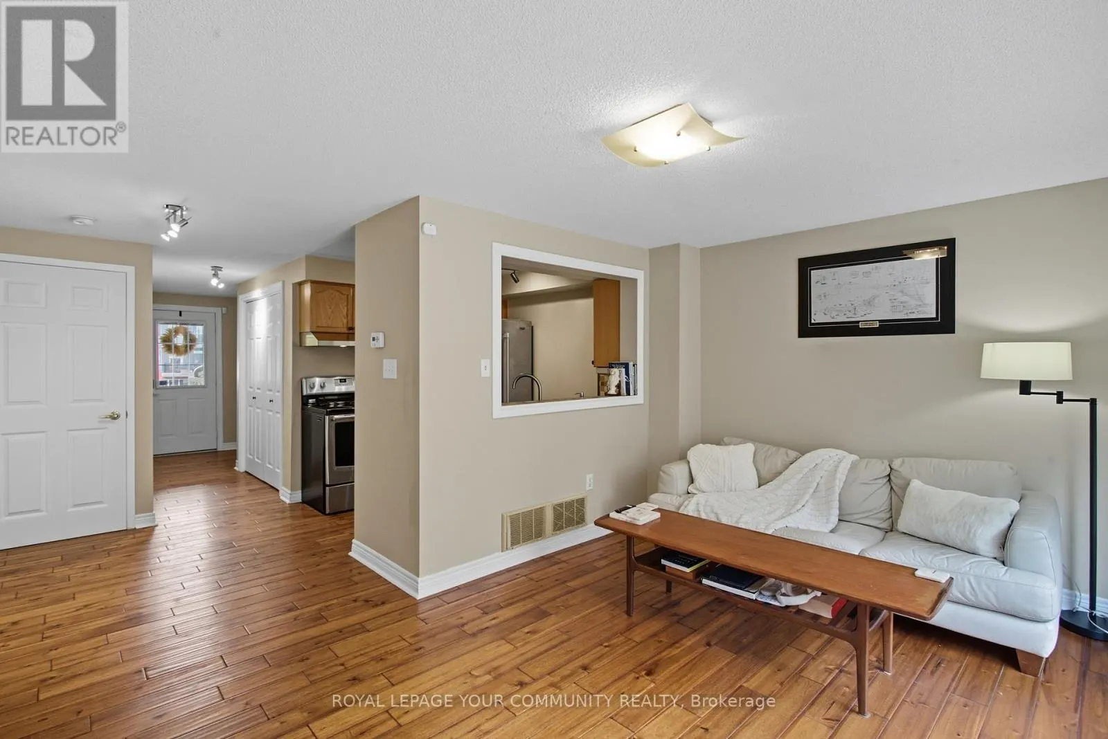 431 FERNDALE DRIVE S