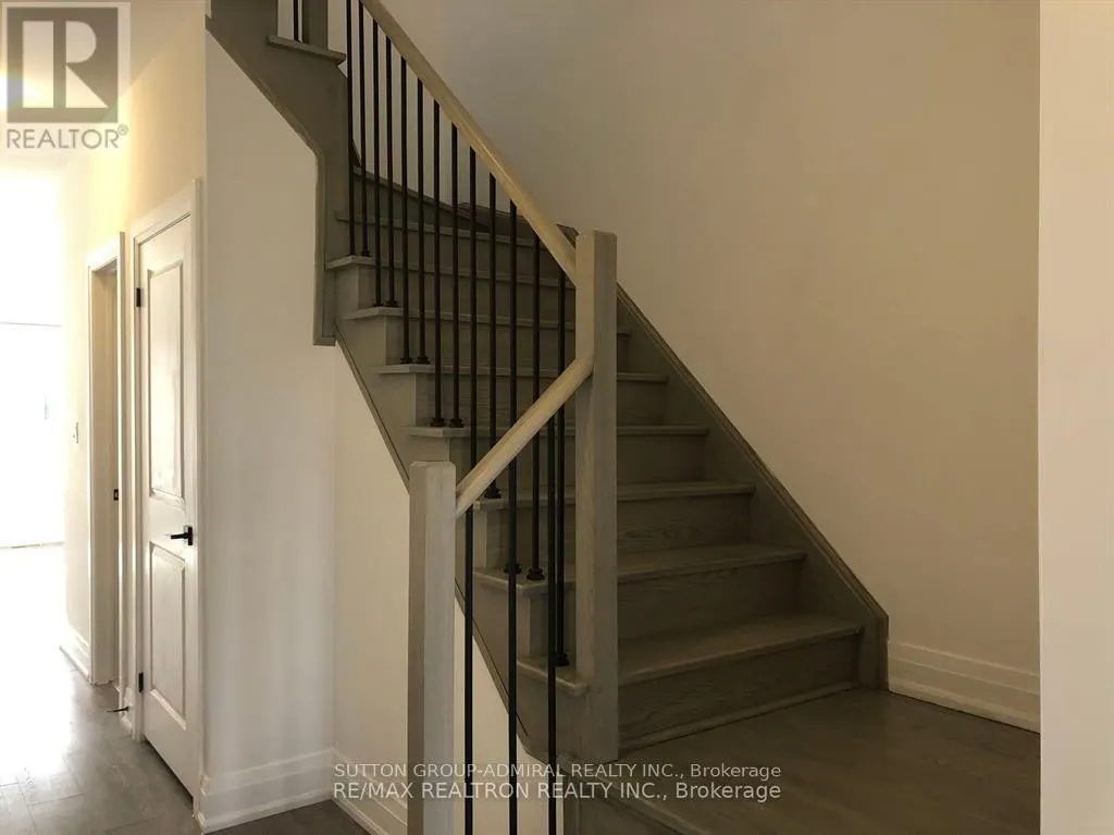 112 FAIRLANE AVENUE