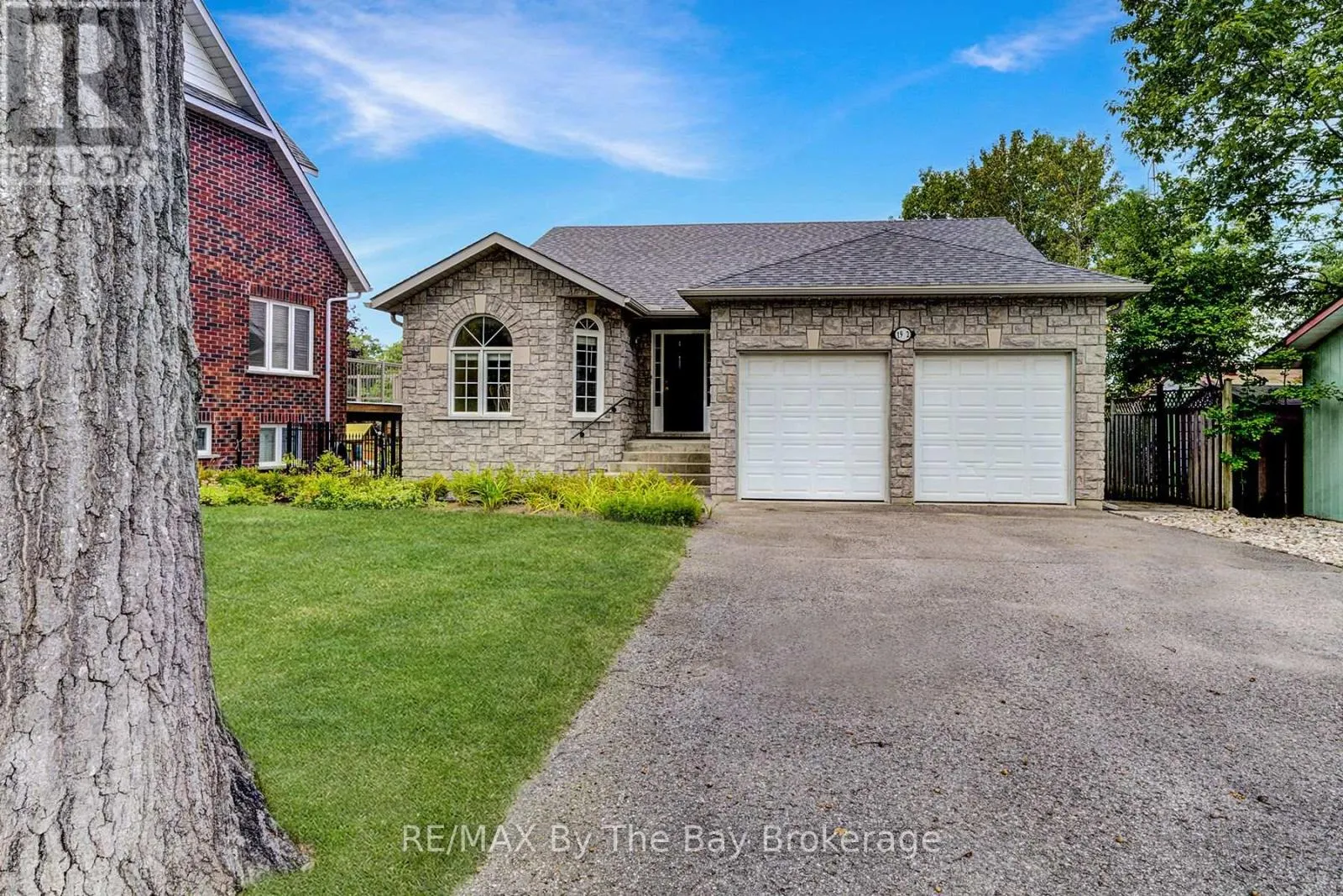 1902 RIVER ROAD W