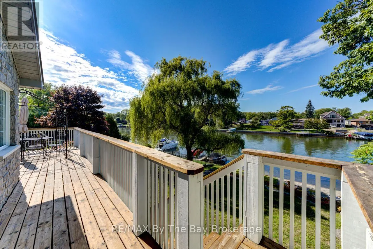1902 RIVER ROAD W