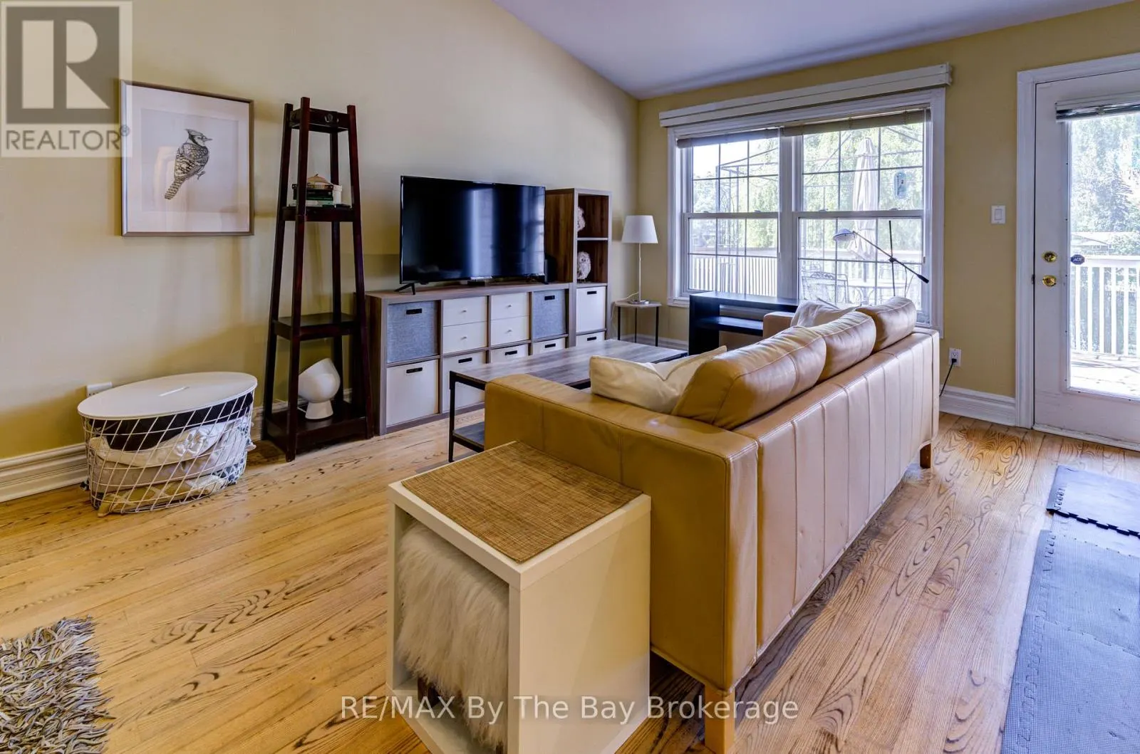 1902 RIVER ROAD W