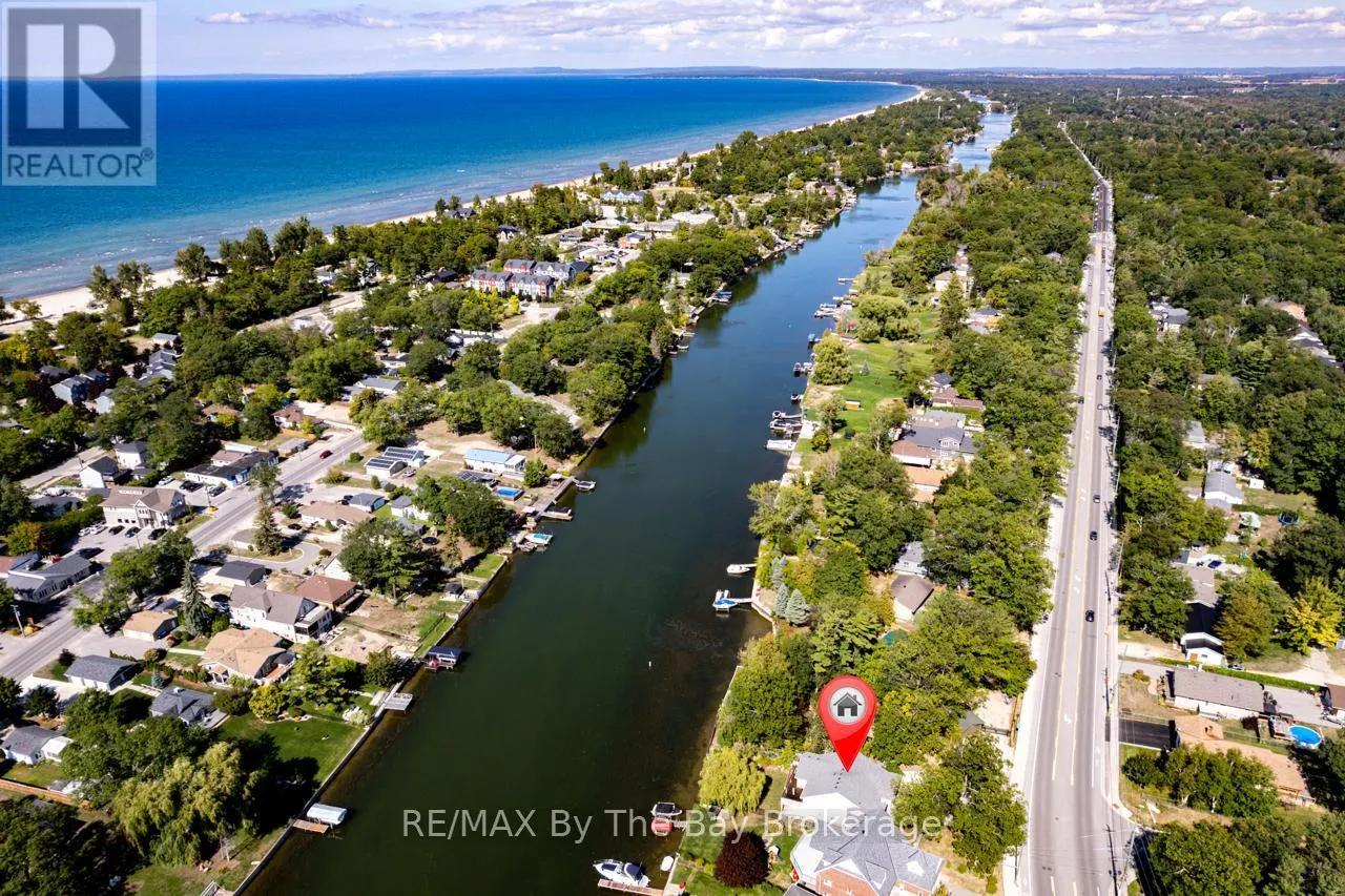 1902 RIVER ROAD W