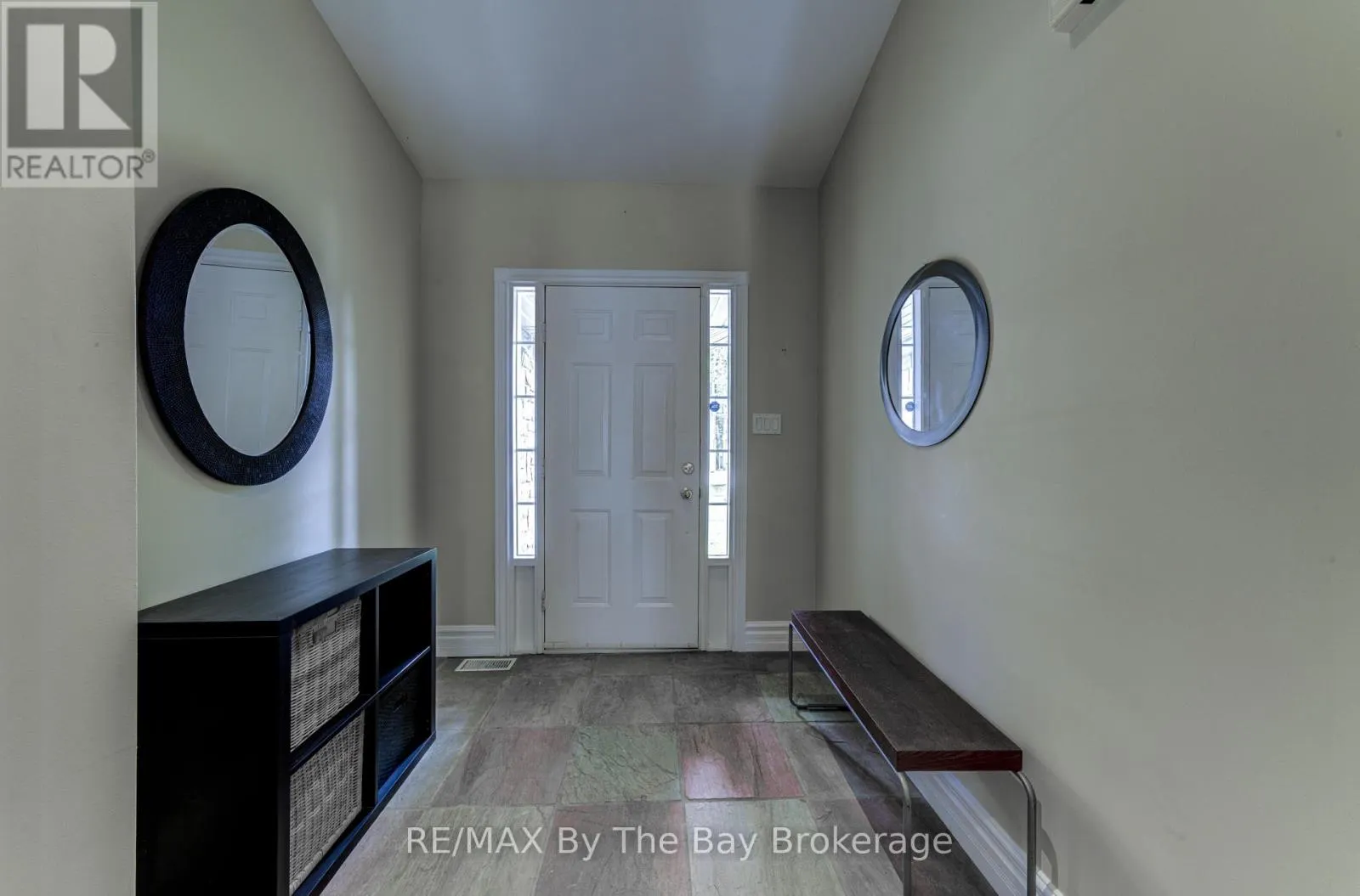 1902 RIVER ROAD W