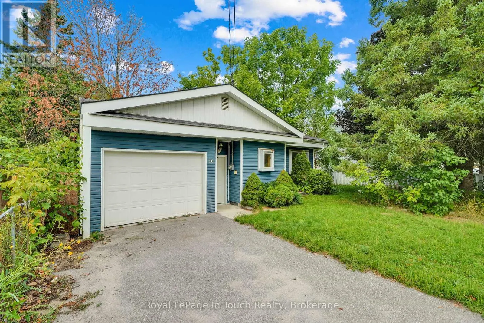 10 LEONARD AVENUE