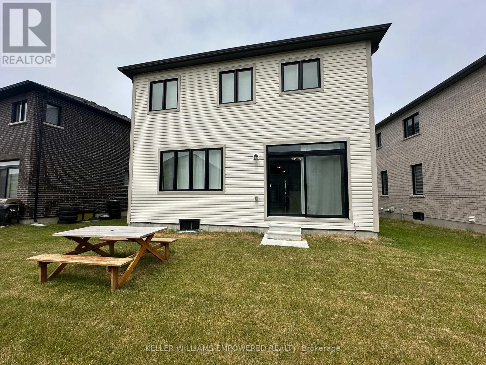 38 DEL RAY CRESCENT