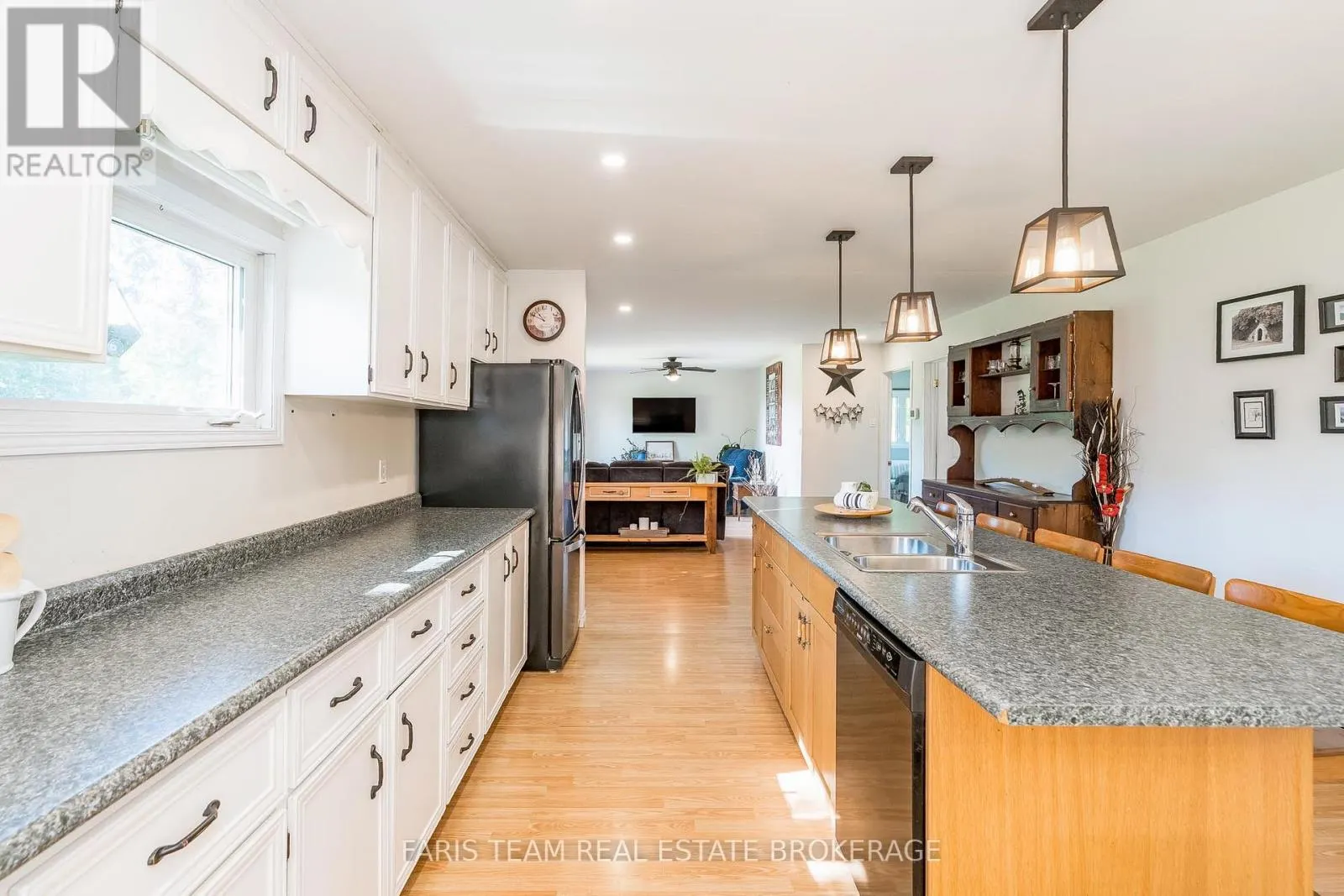 2243 ANDERSON LINE