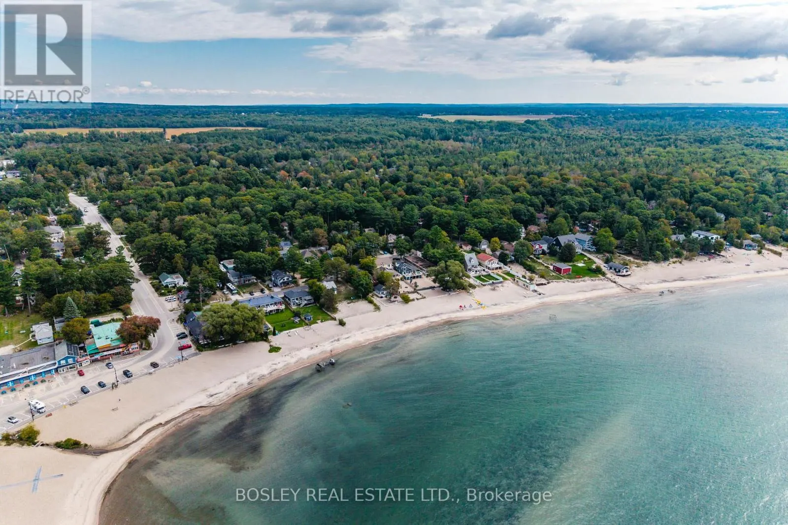 18 TINY BEACHES ROAD S