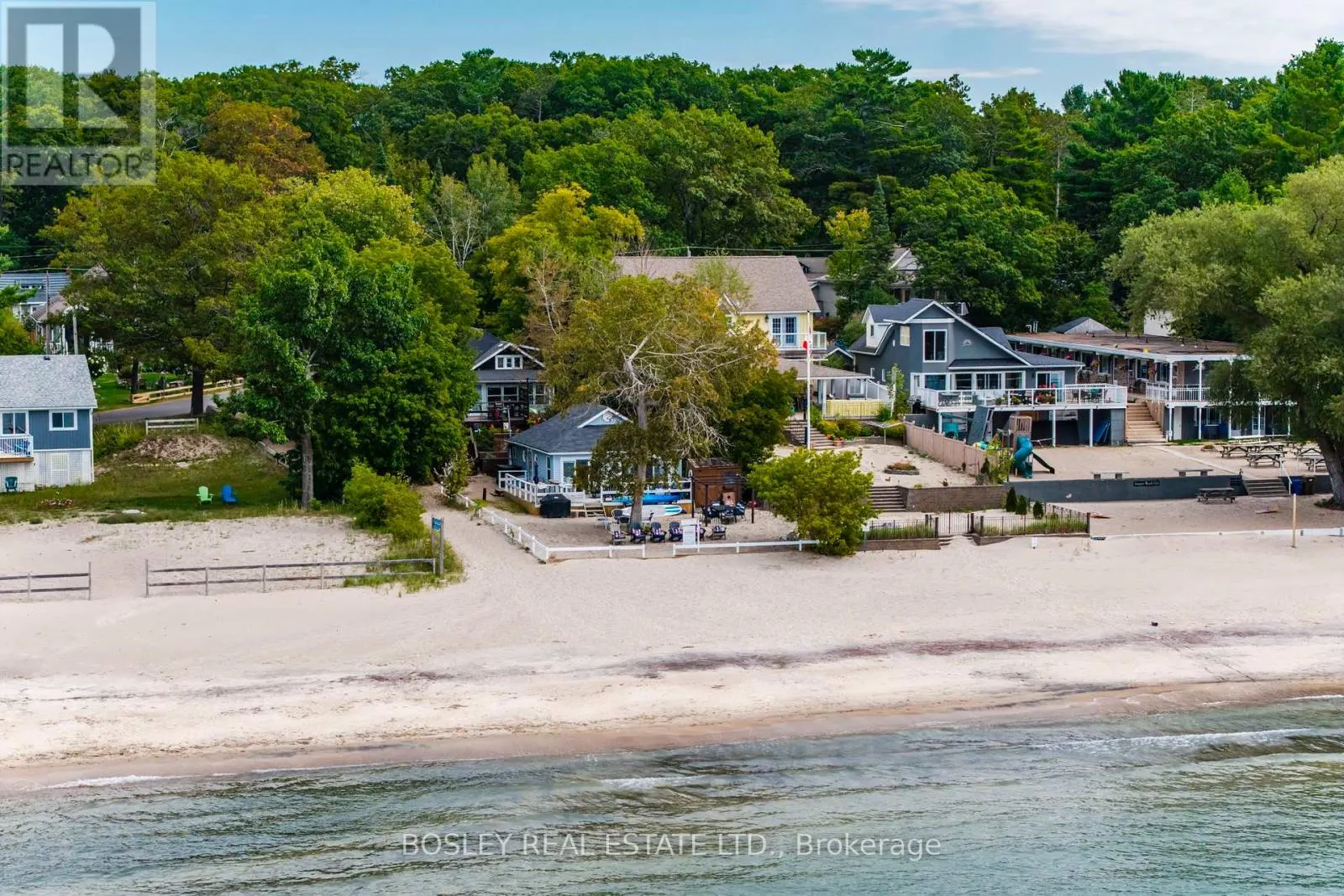 18 TINY BEACHES ROAD S