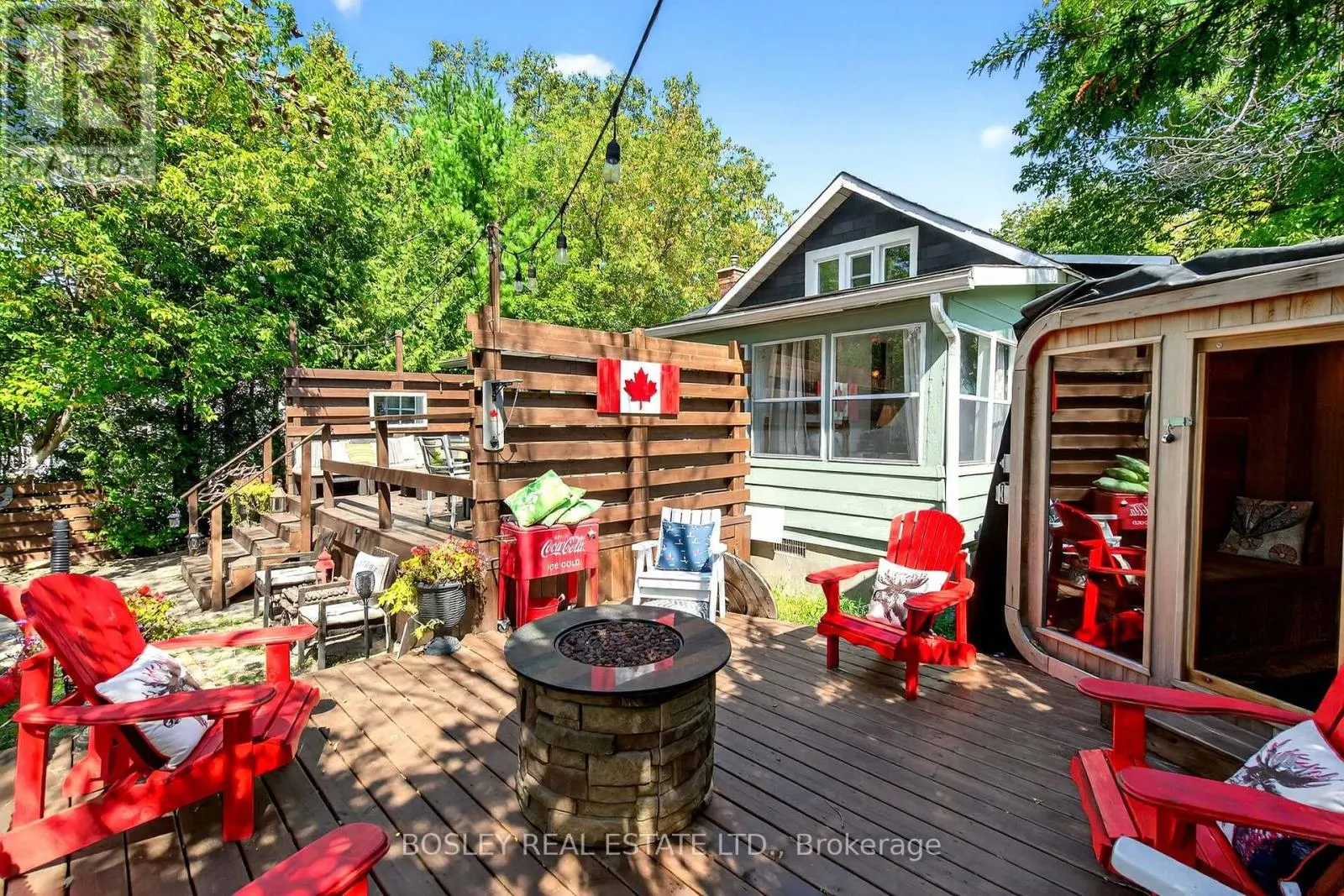 18 TINY BEACHES ROAD S